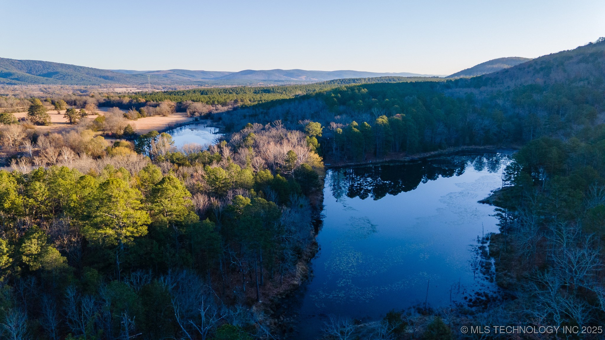 445188 E 1739 Road Property Photo 1