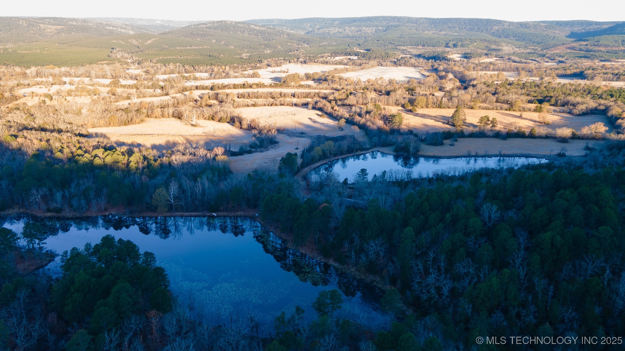 445188 E 1739 Road Property Photo 10