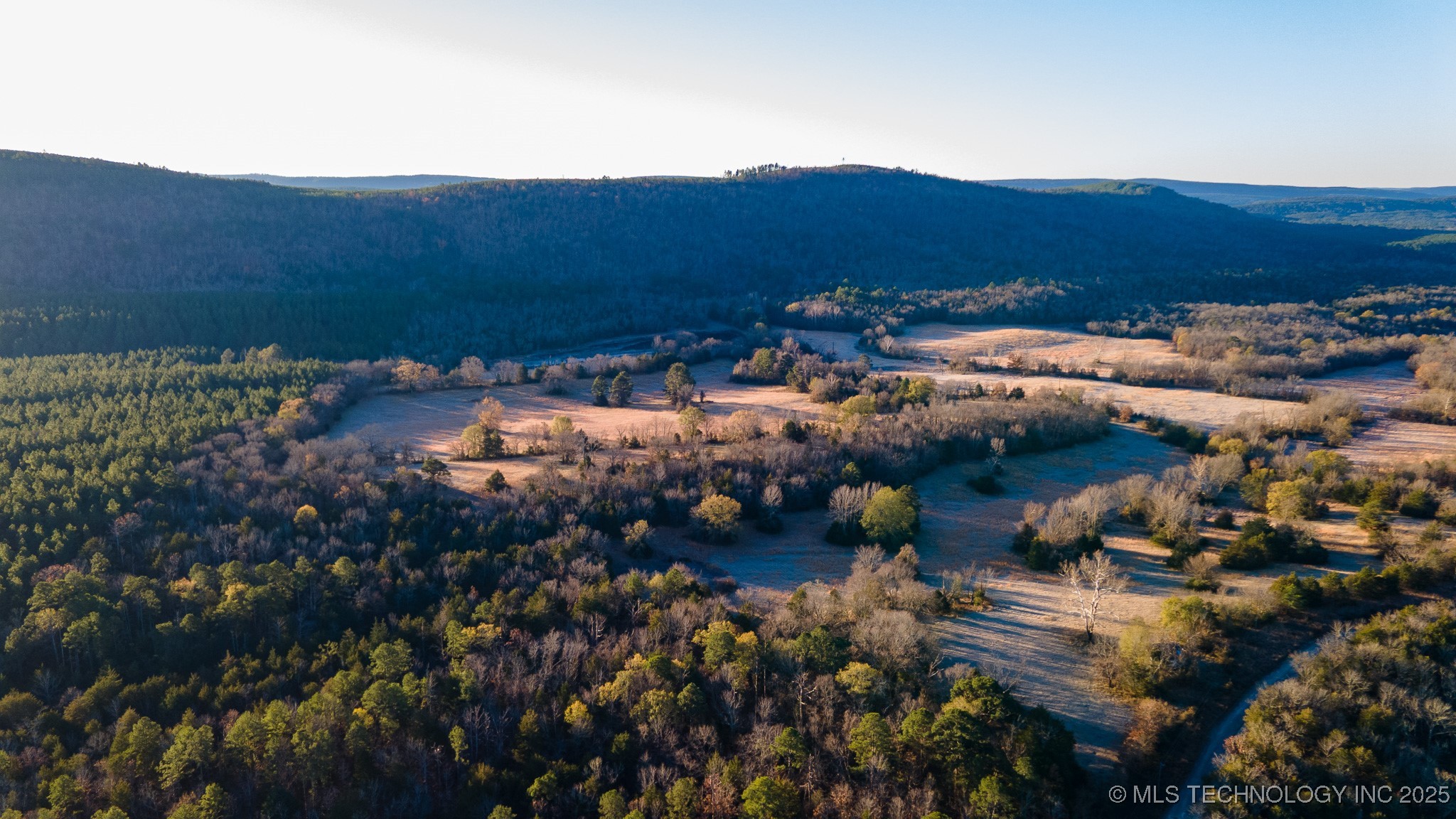 445188 E 1739 Road Property Photo 14