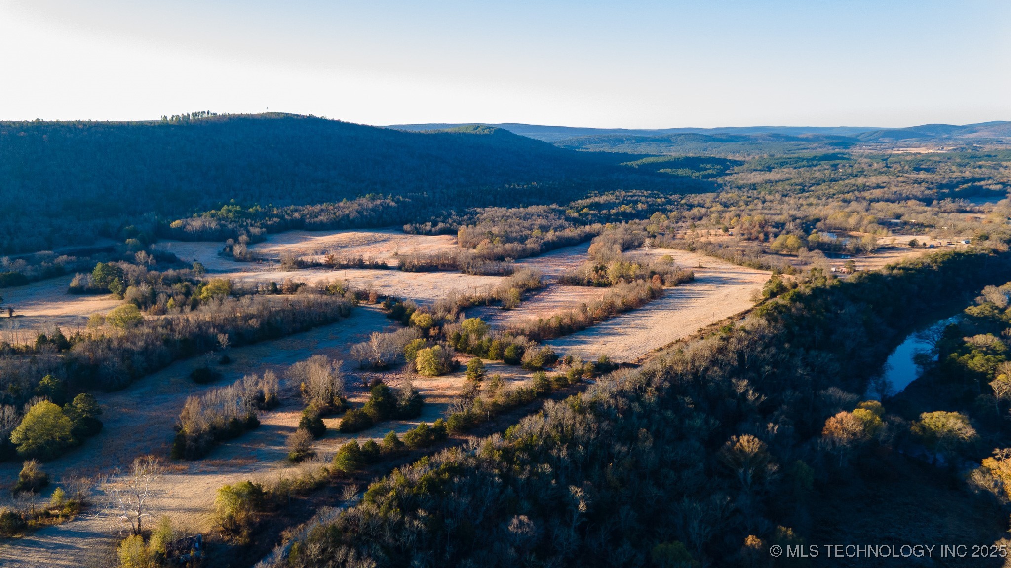 445188 E 1739 Road Property Photo 15