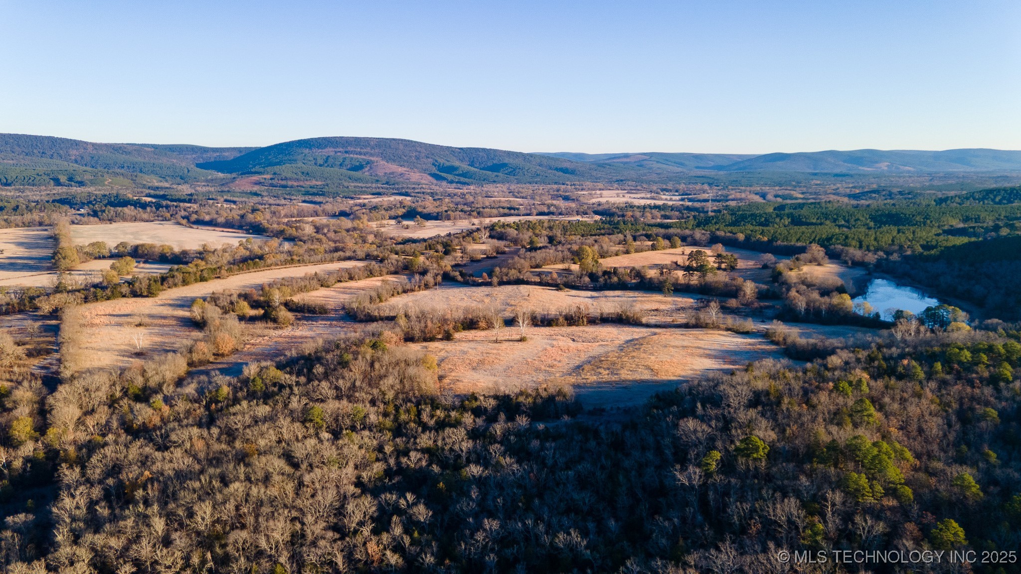 445188 E 1739 Road Property Photo 22