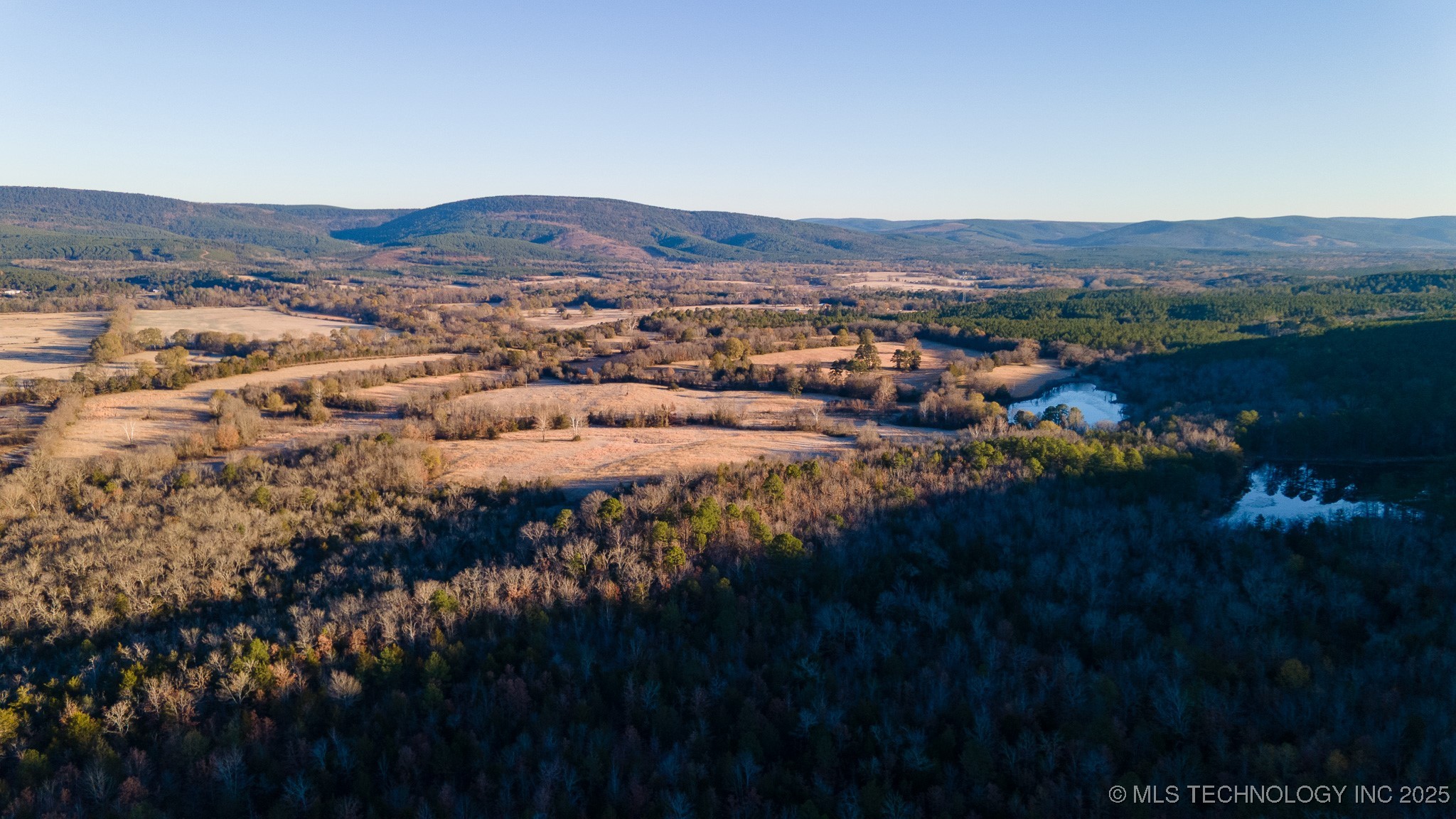 445188 E 1739 Road Property Photo 23