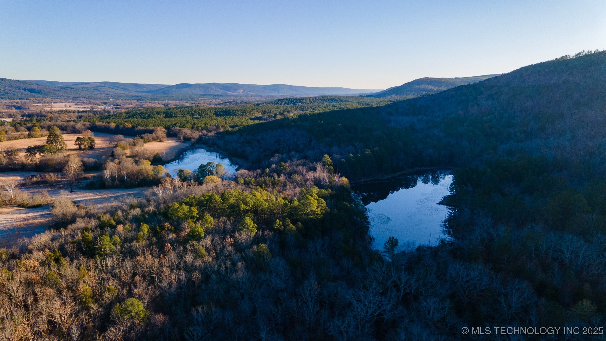 445188 E 1739 Road Property Photo 24