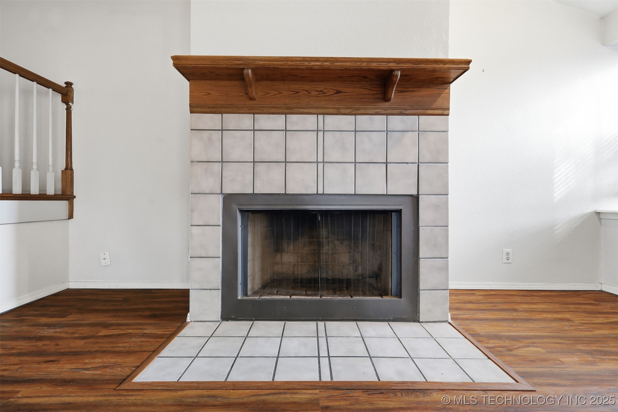 6326 E 89th Place 1006 Property Photo 4