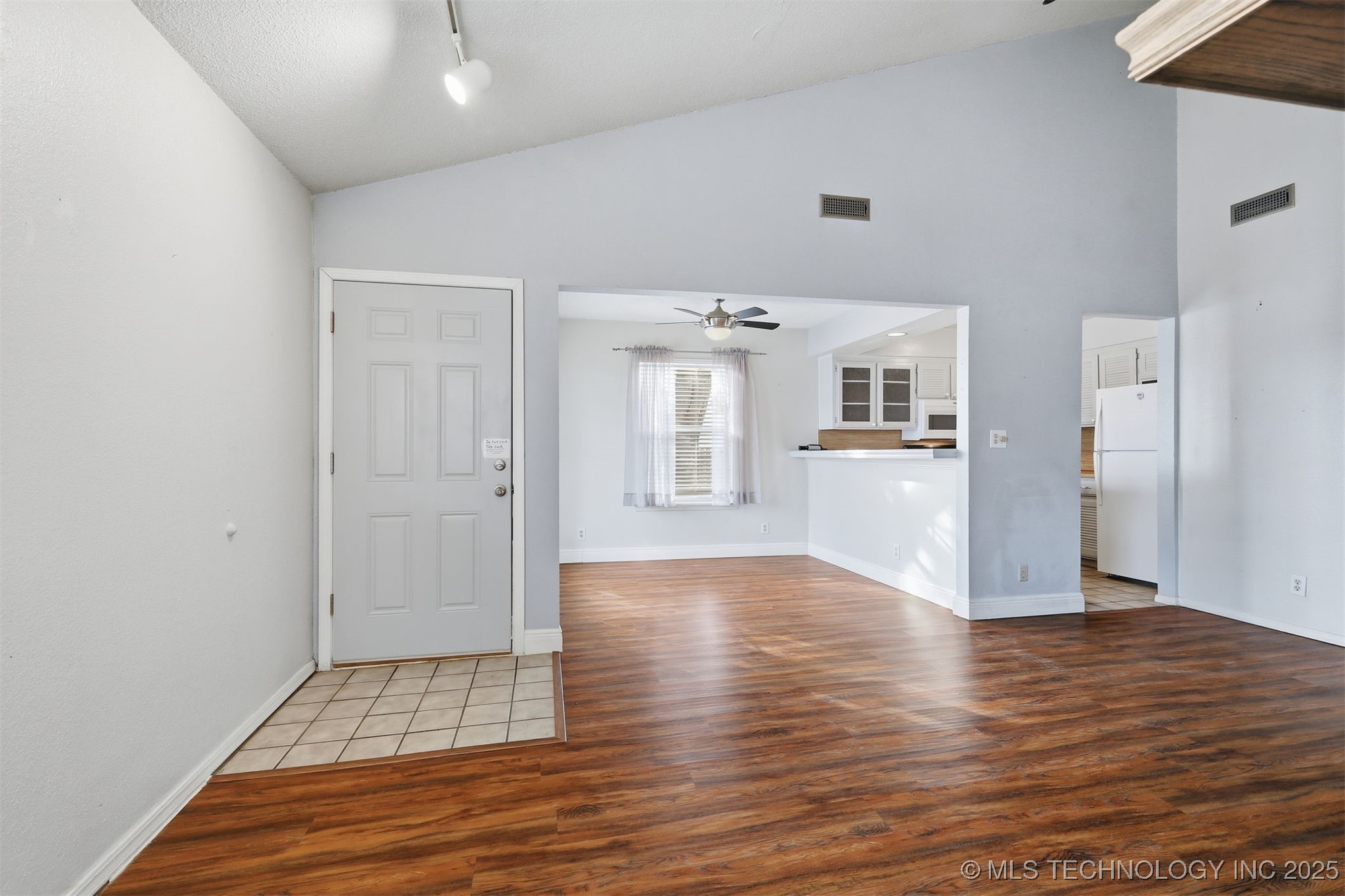 6326 E 89th Place 1006 Property Photo 5