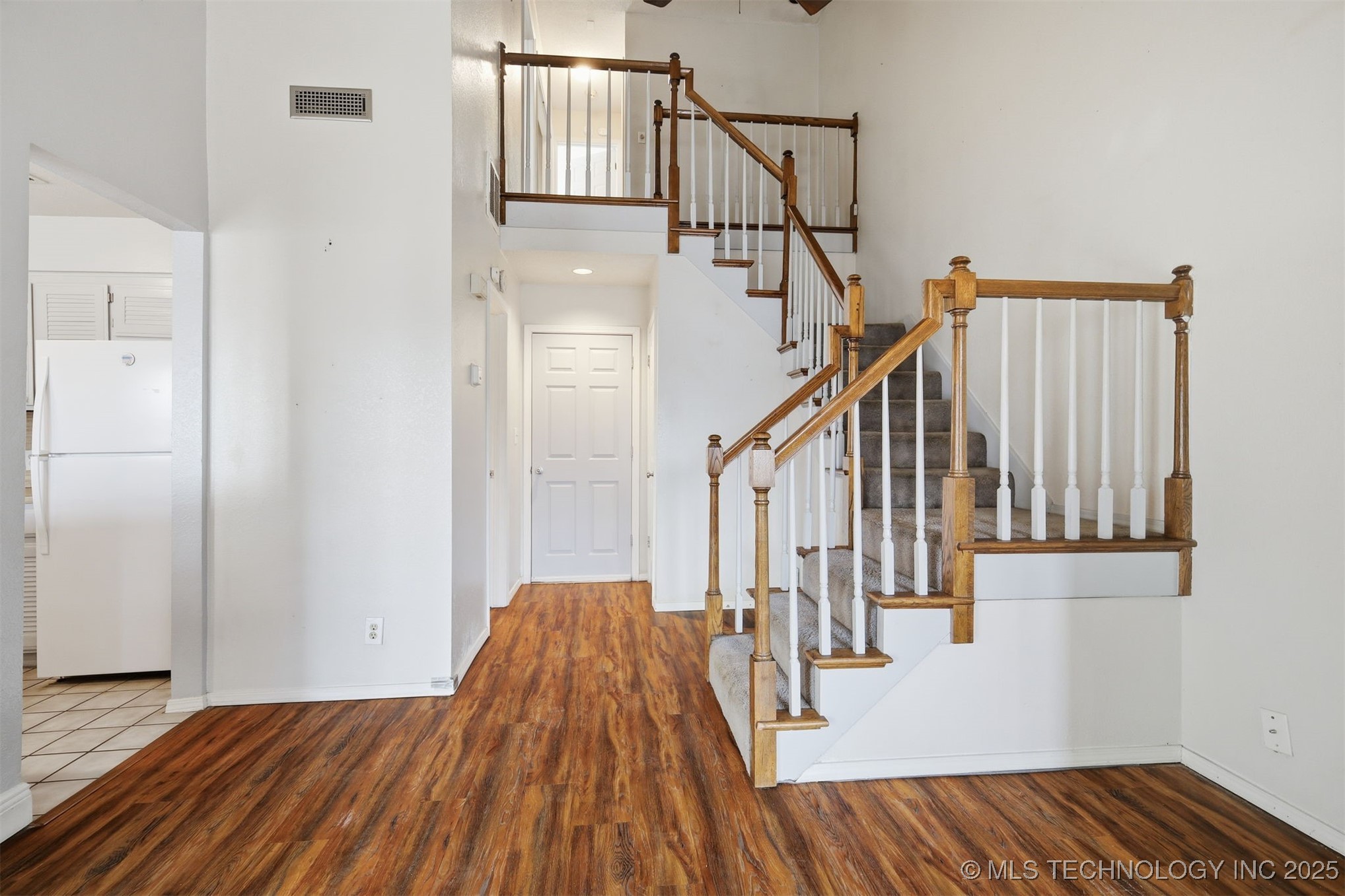 6326 E 89th Place 1006 Property Photo 9