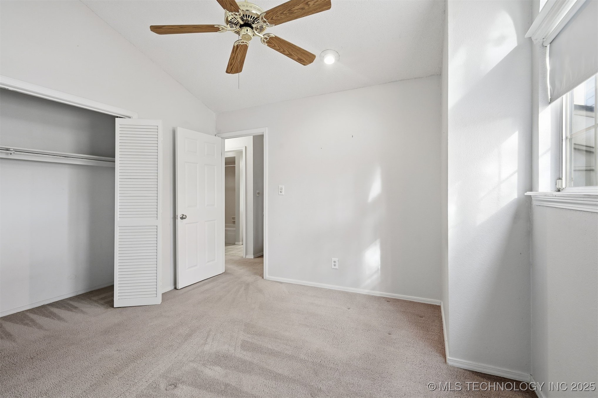 6326 E 89th Place 1006 Property Photo 13