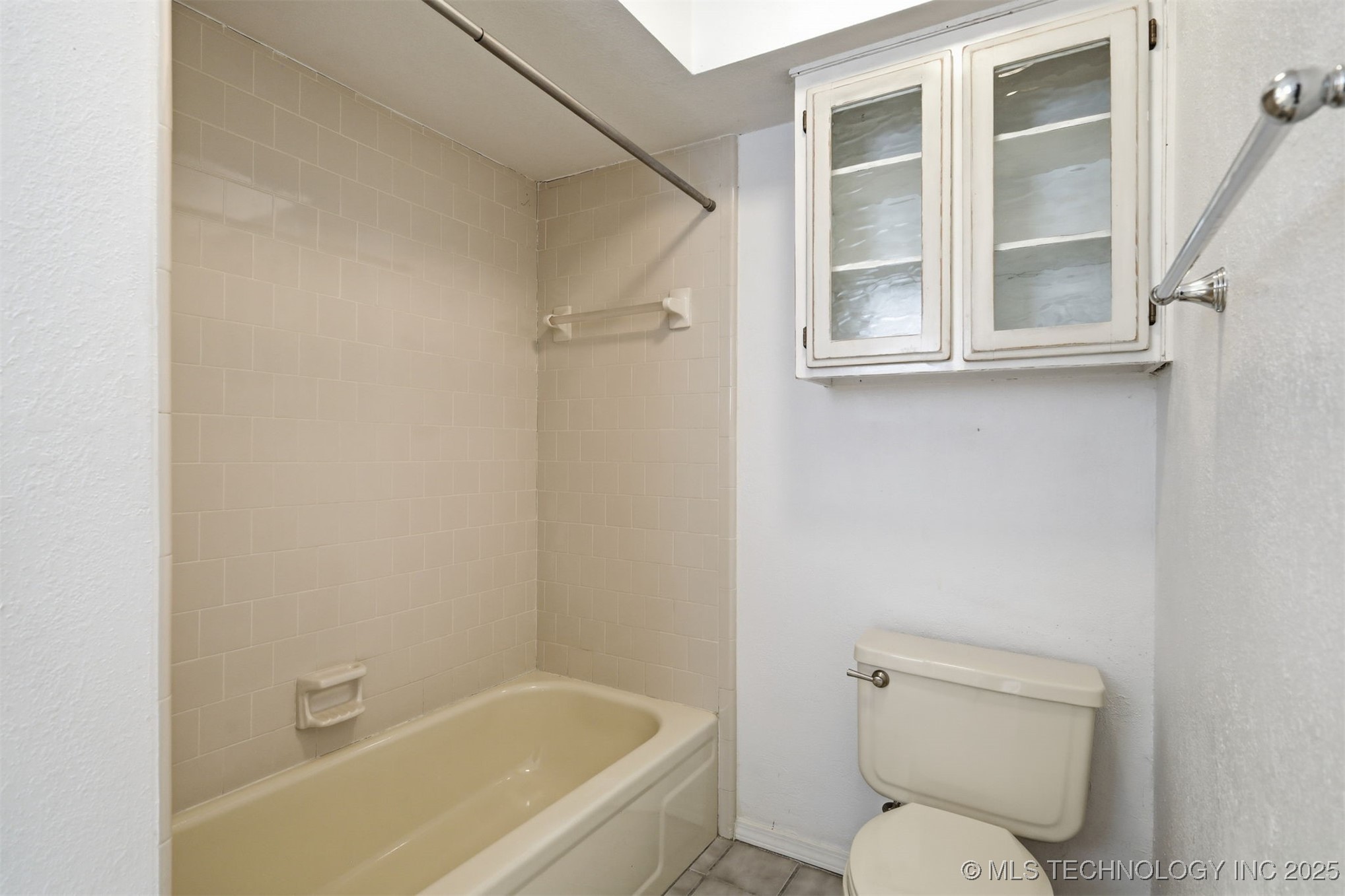 6326 E 89th Place 1006 Property Photo 16