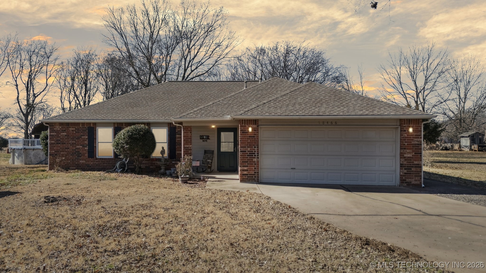 18466 S Ash Road Property Photo 1