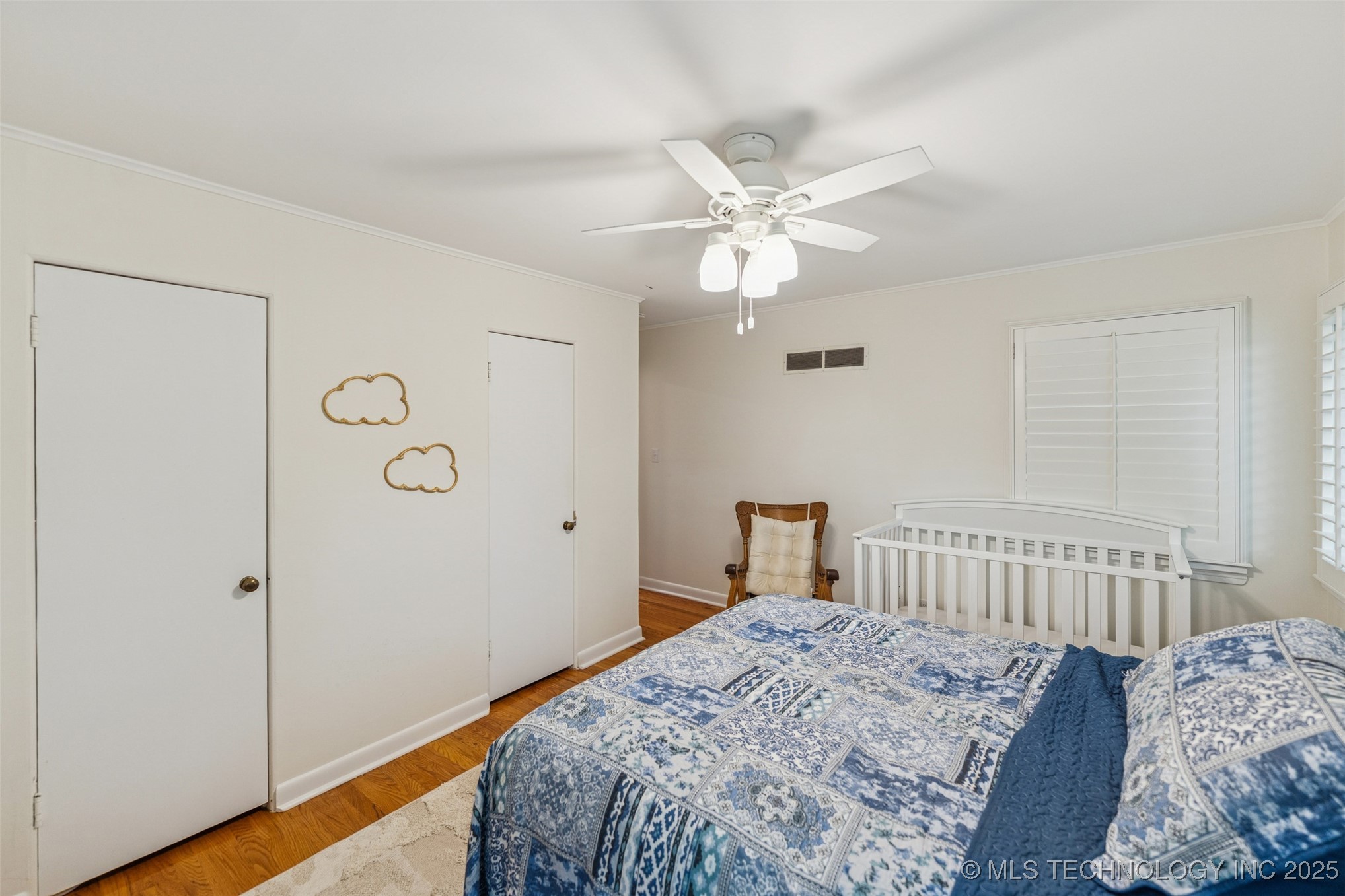 2547 S College Avenue Property Photo 17