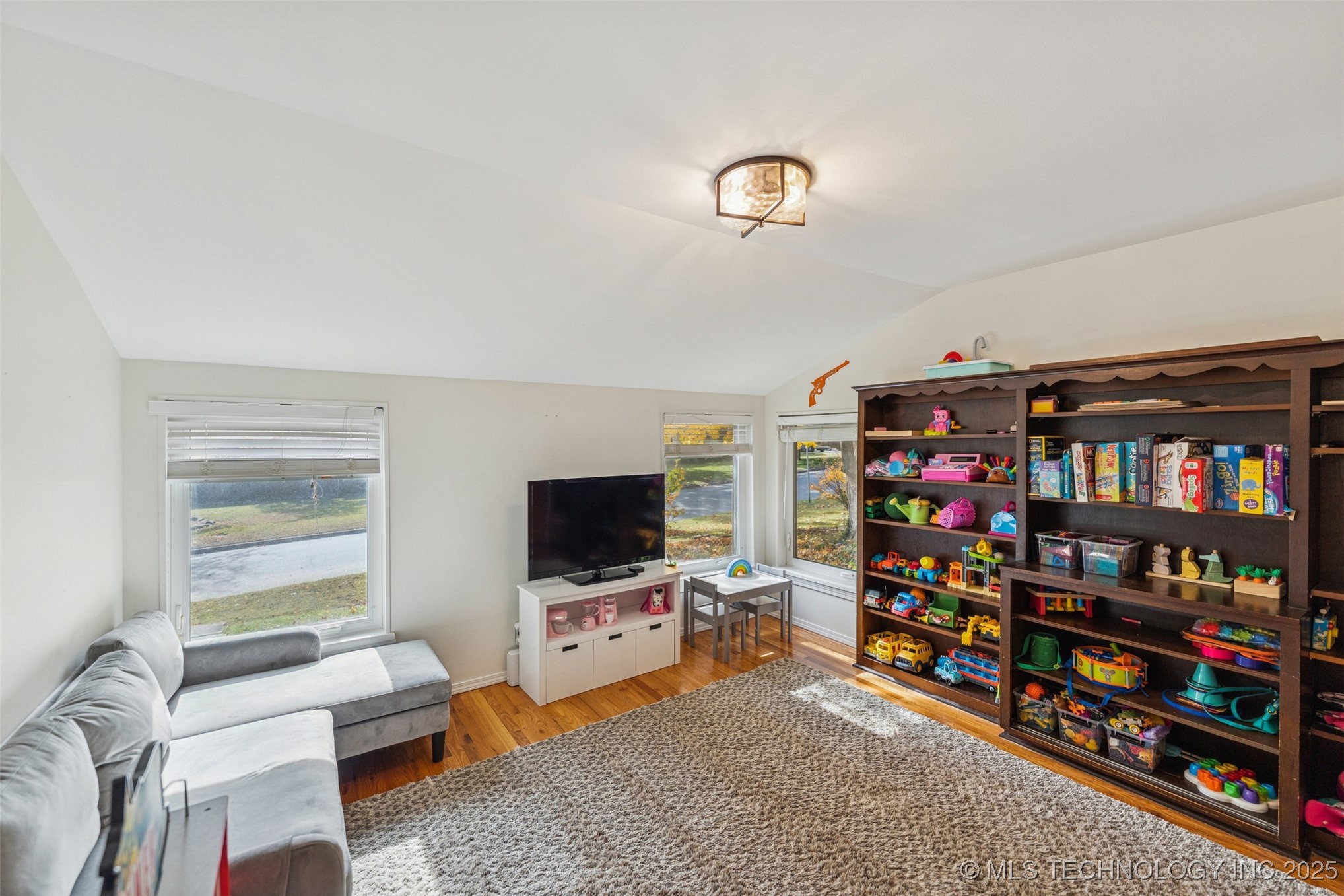 2547 S College Avenue Property Photo 26