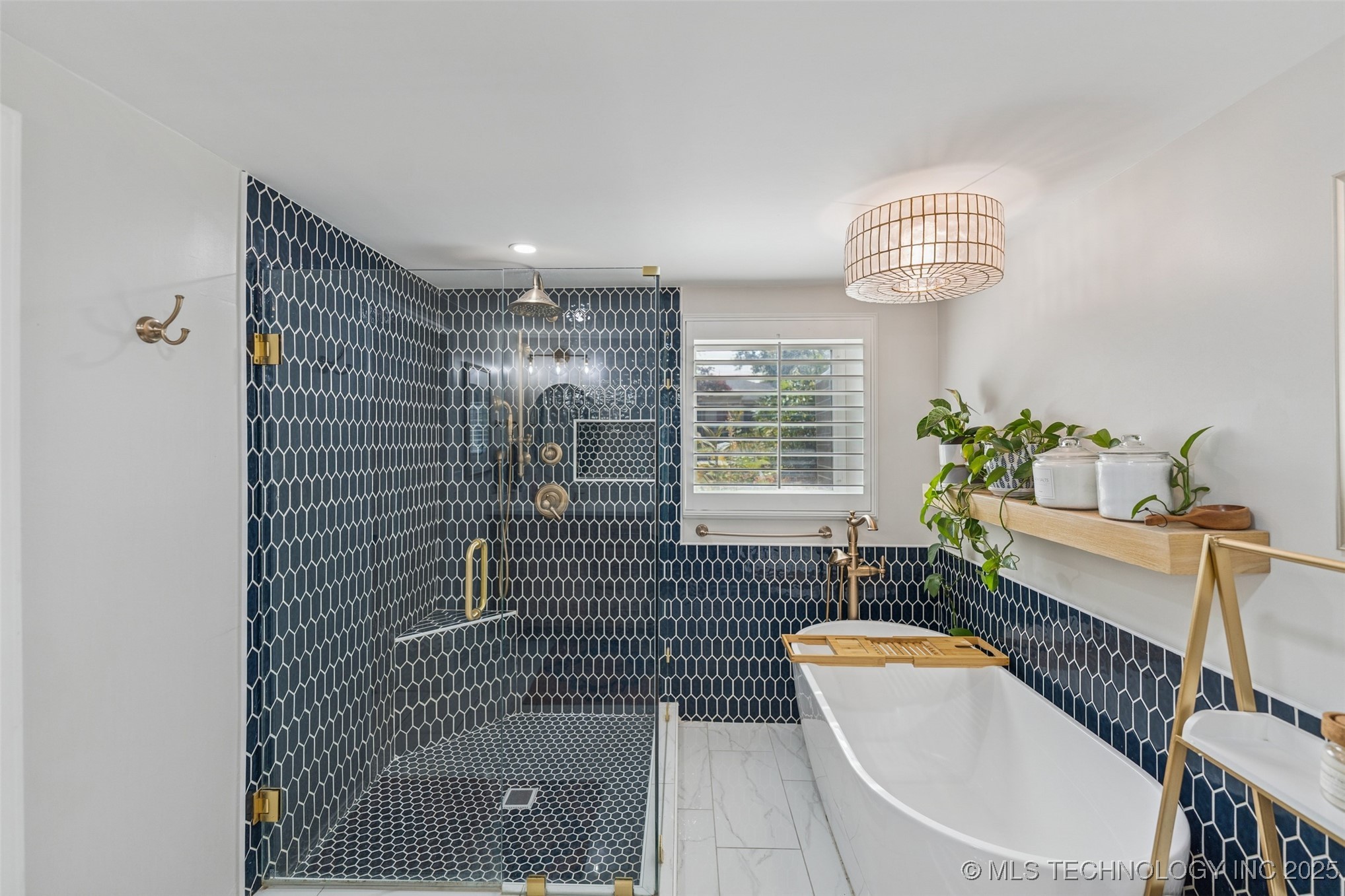 2547 S College Avenue Property Photo 34