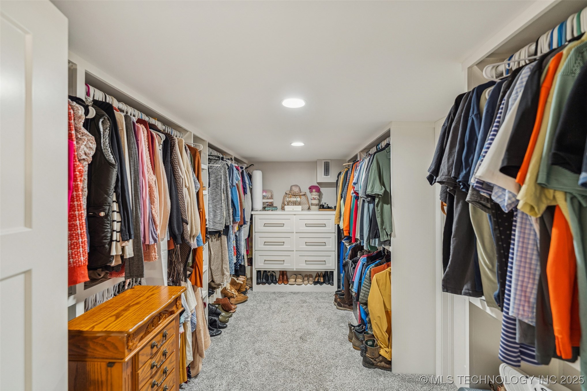 2547 S College Avenue Property Photo 37