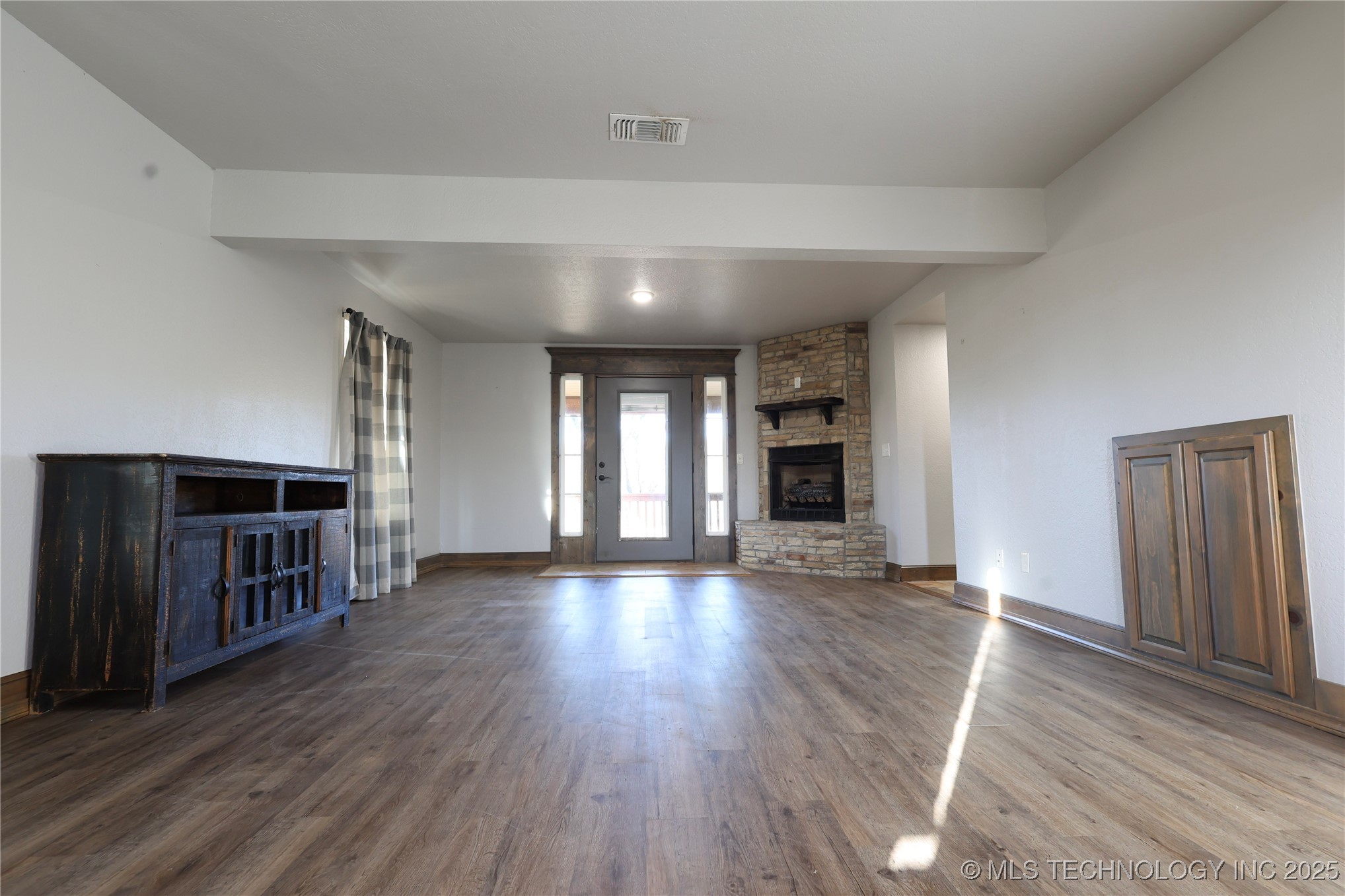 1760 Shepherd Hills Property Photo 2