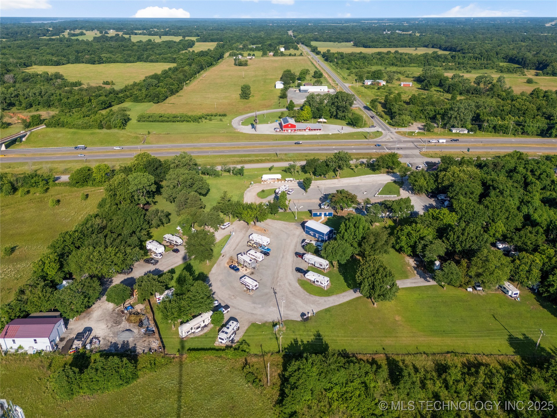 6476 N 35th Street W Property Photo 1