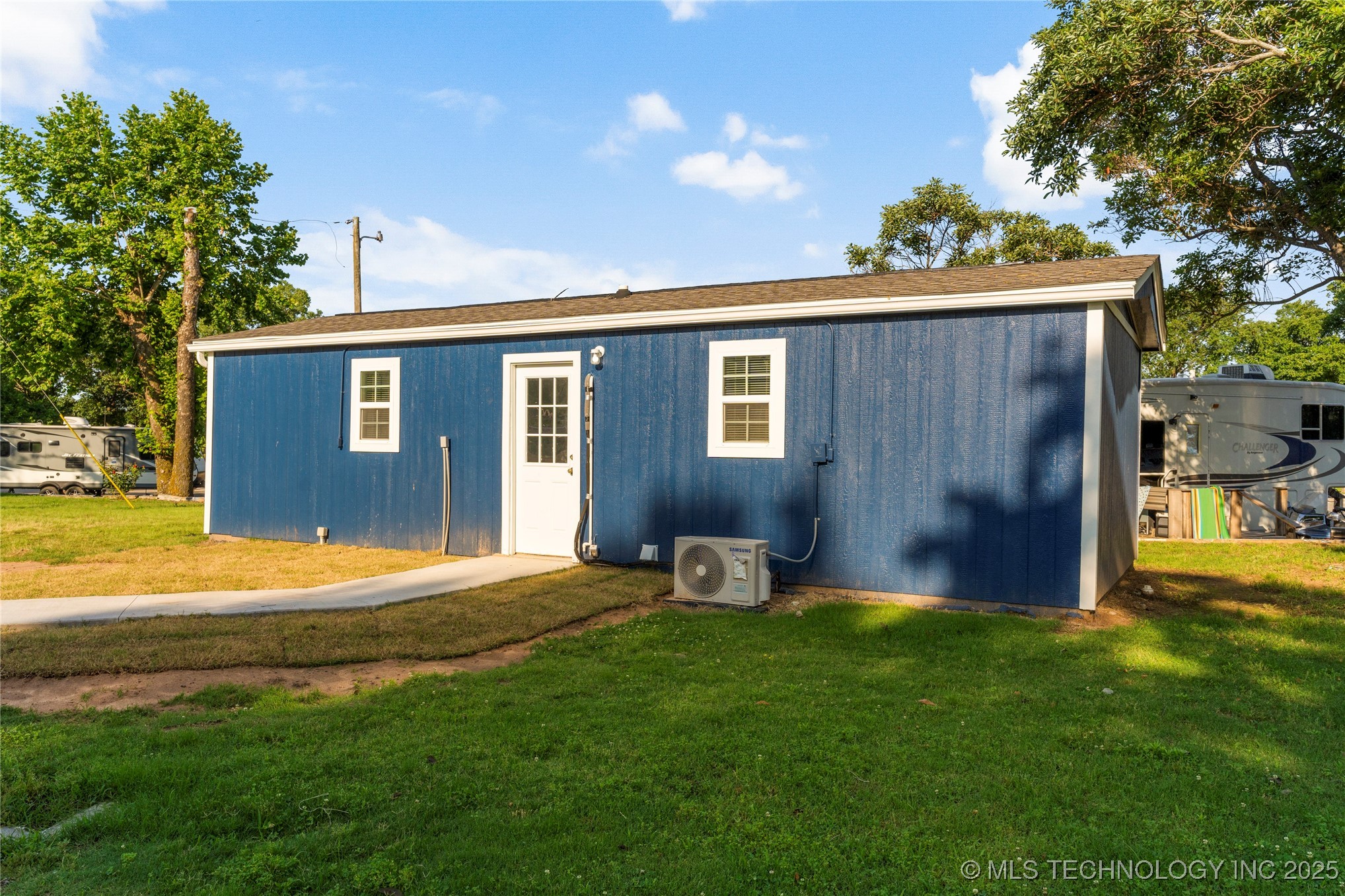 6476 N 35th Street W Property Photo 14