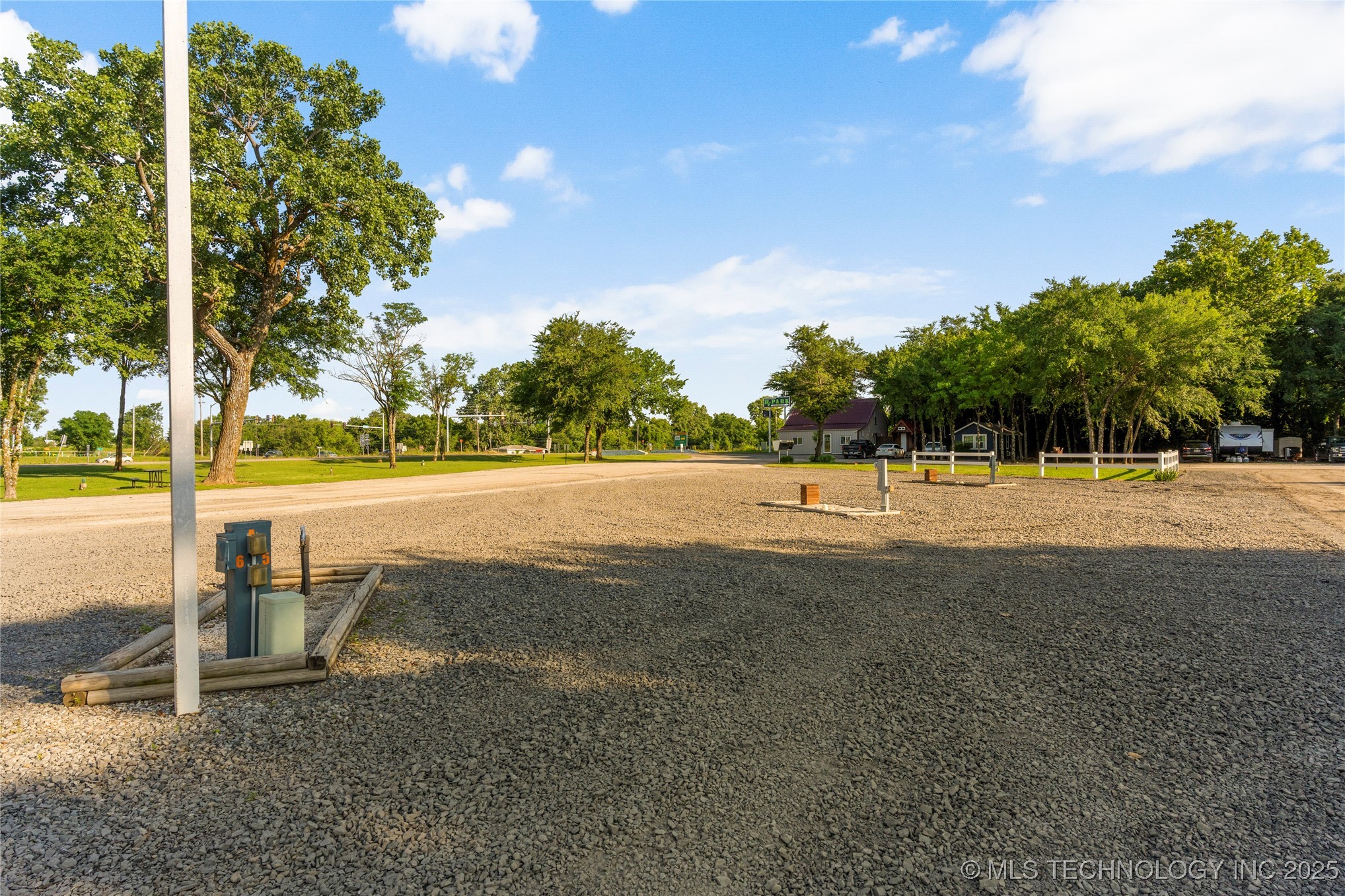 6476 N 35th Street W Property Photo 25