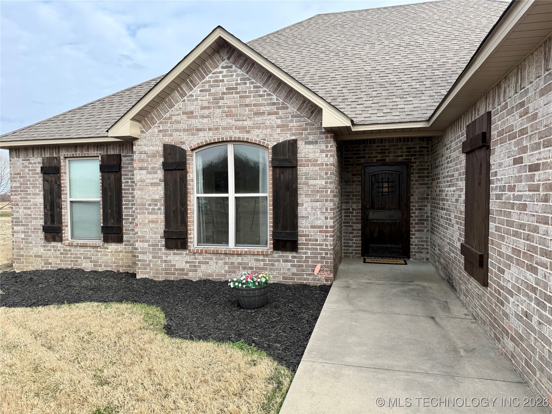 7004 S 4th Street W Property Photo 2