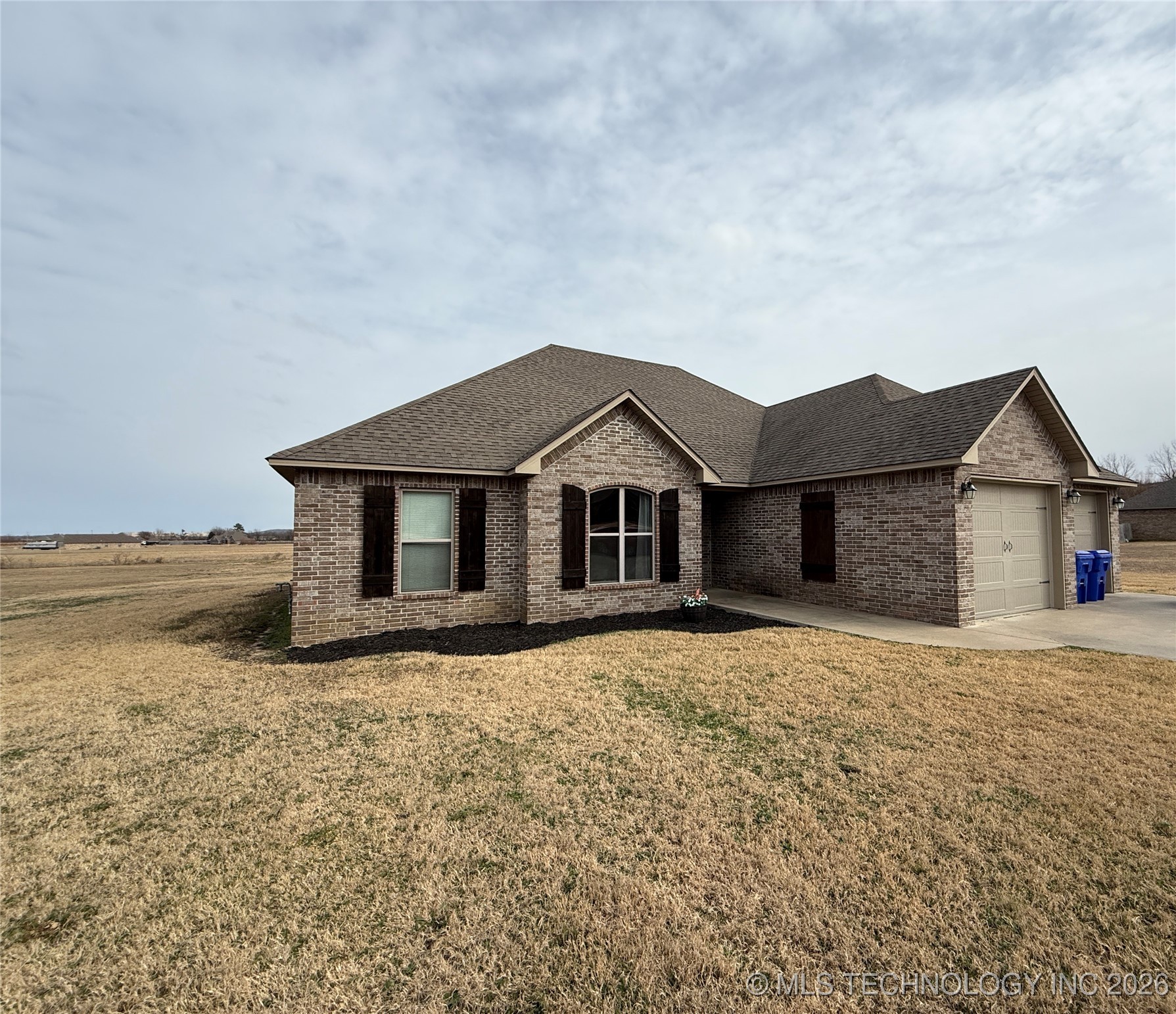 7004 S 4th Street W Property Photo 4