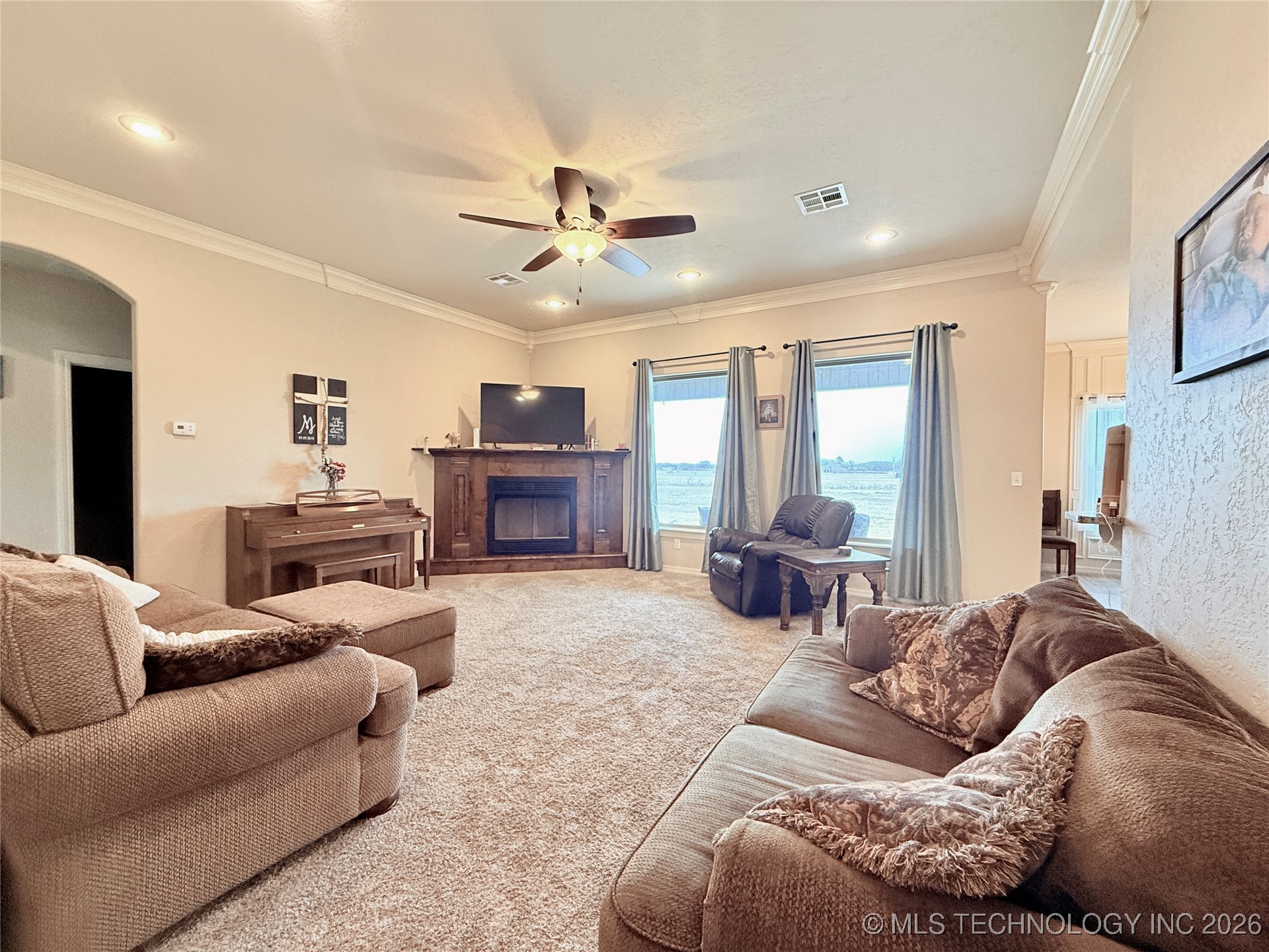 7004 S 4th Street W Property Photo 5