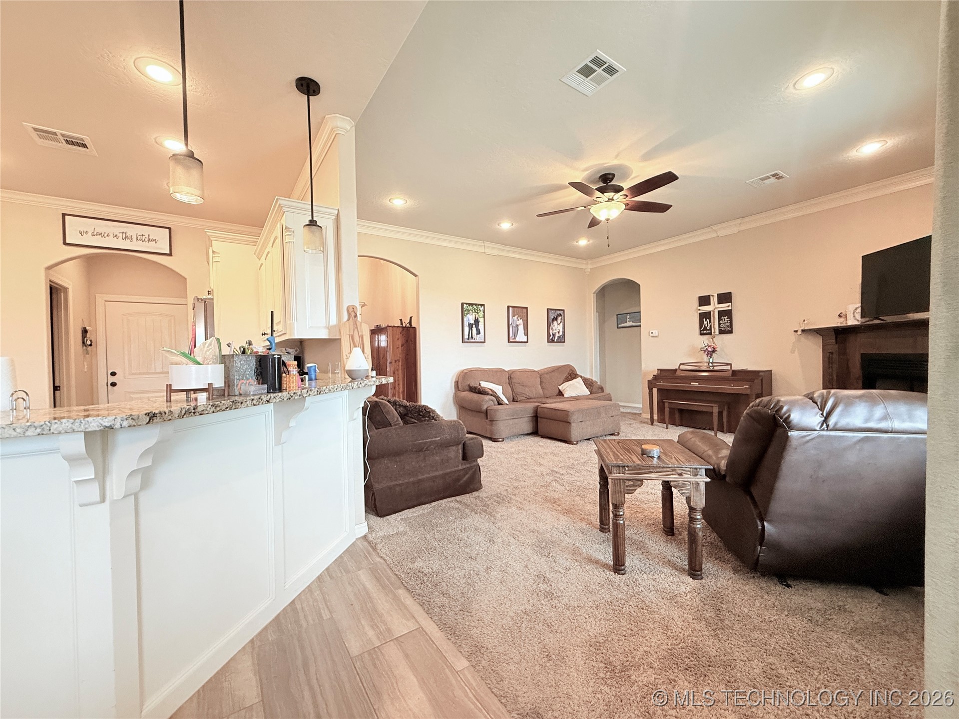 7004 S 4th Street W Property Photo 7