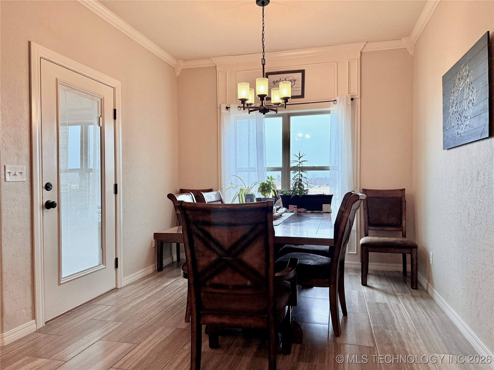 7004 S 4th Street W Property Photo 9