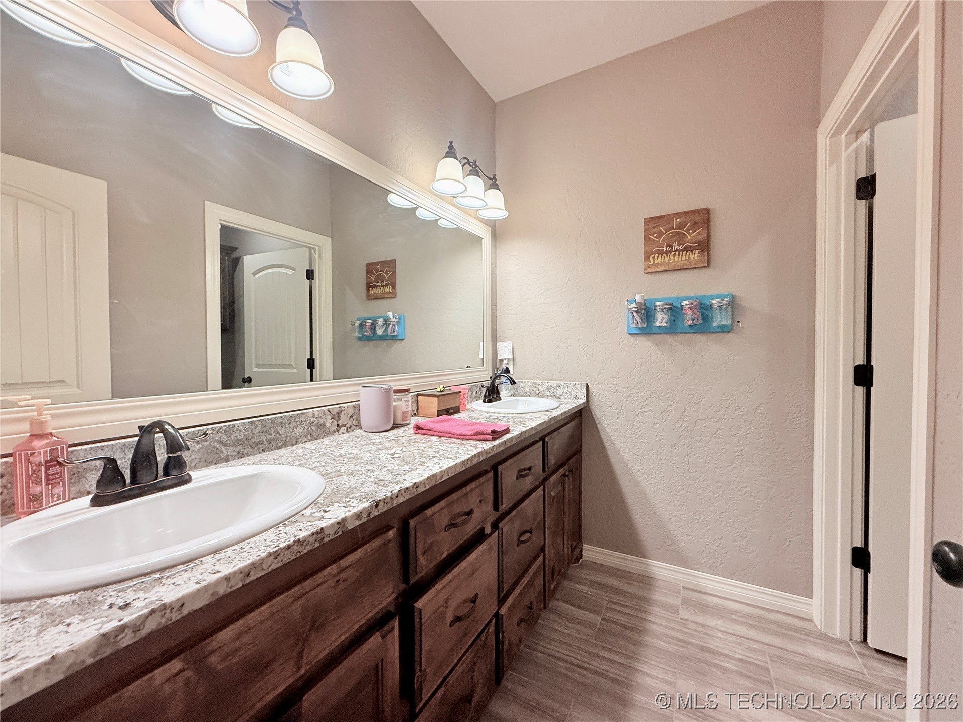 7004 S 4th Street W Property Photo 33