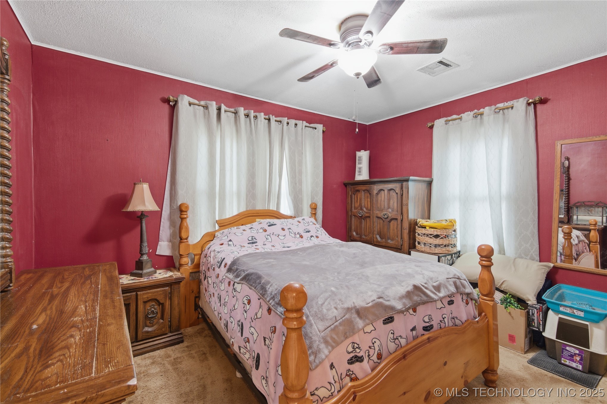 1323 Maple Street Property Photo 9