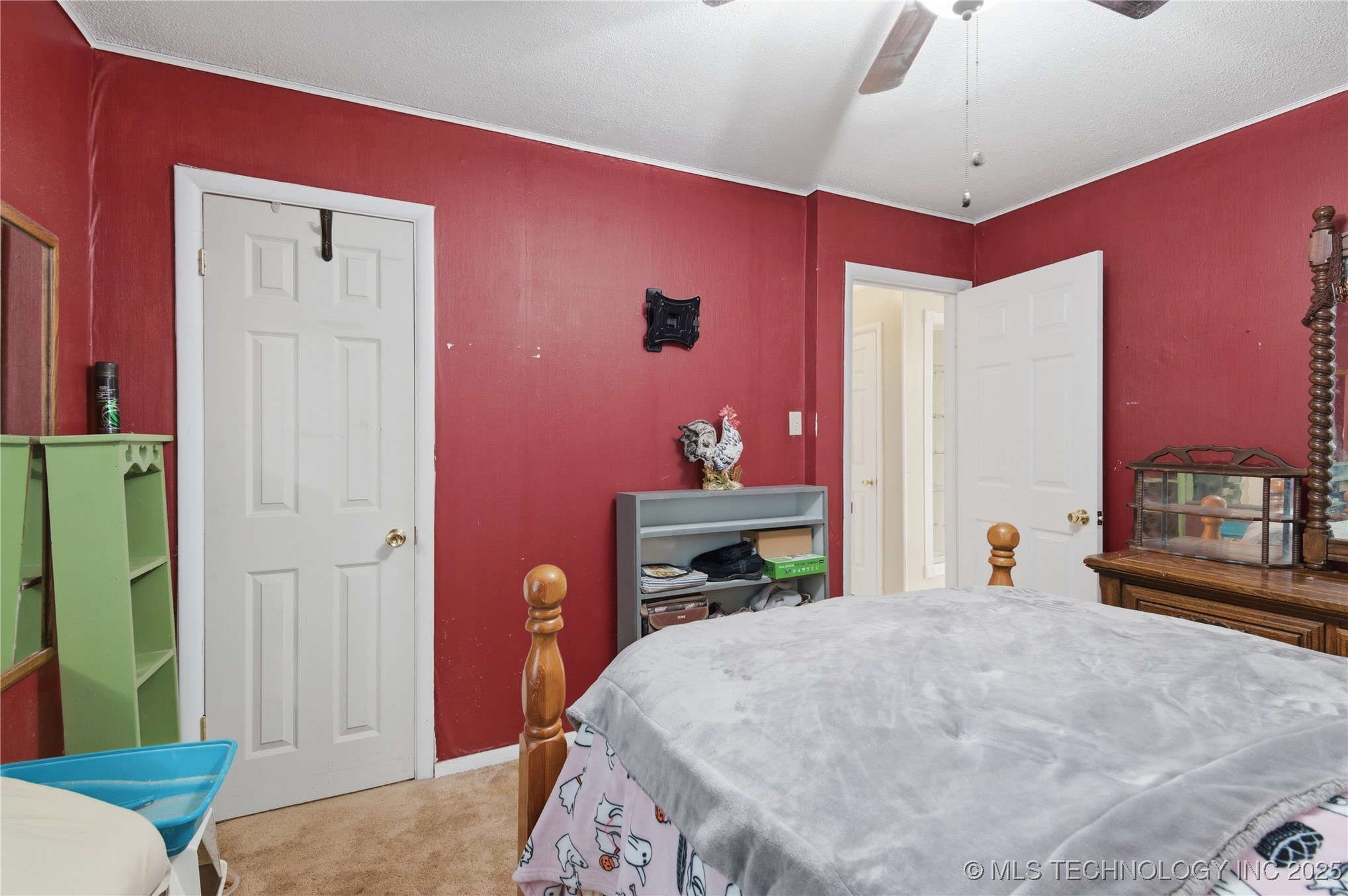 1323 Maple Street Property Photo 10