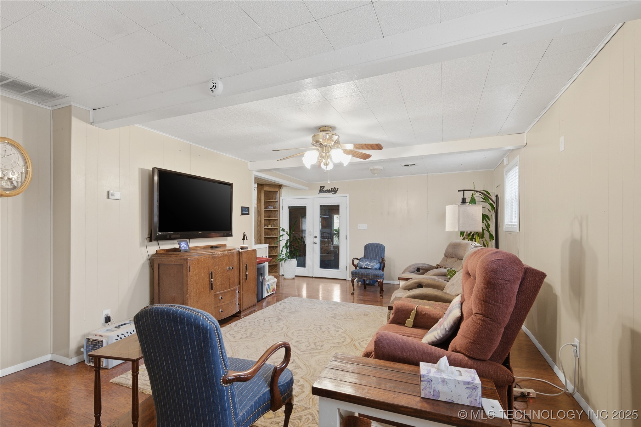 1323 Maple Street Property Photo 18