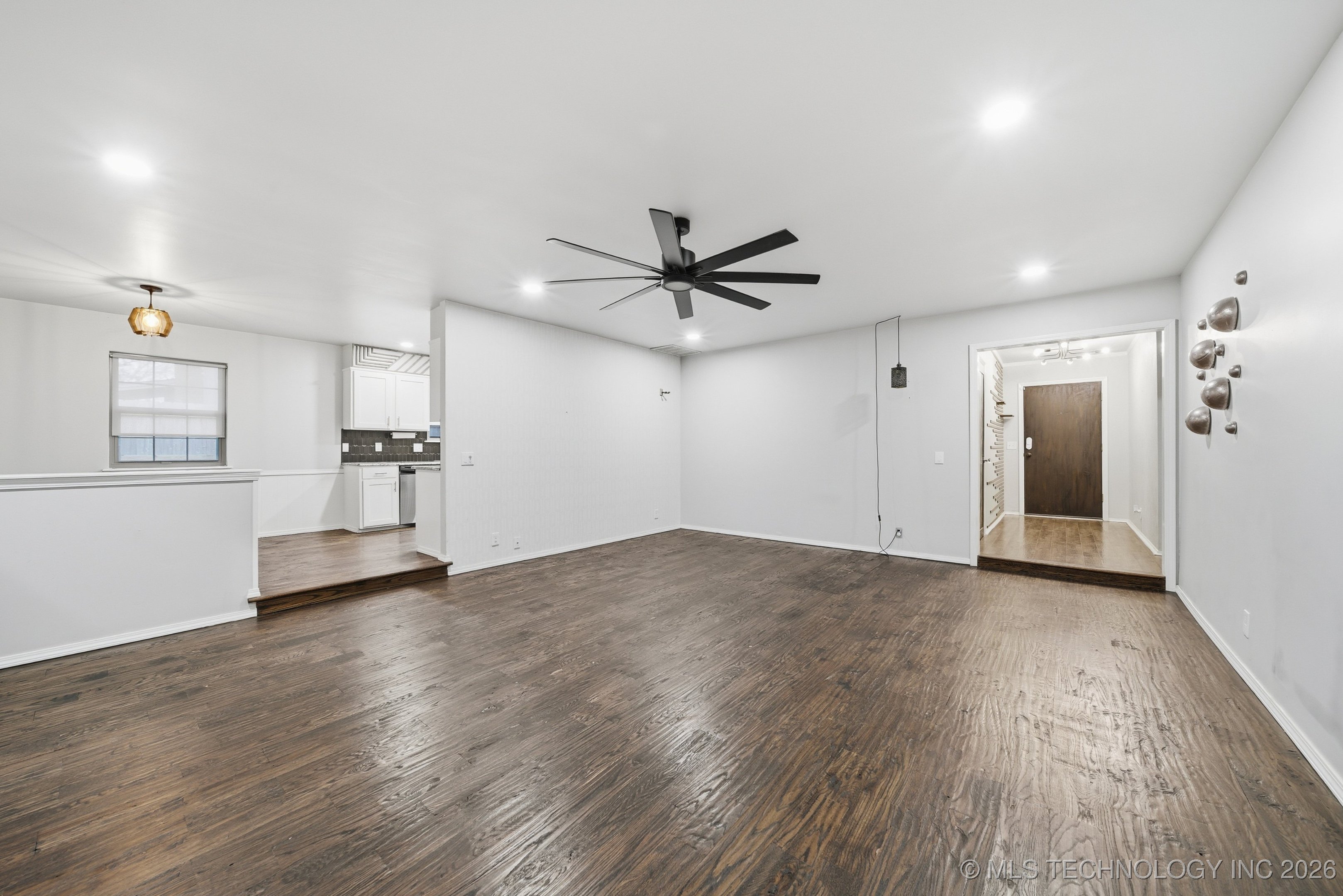 204 W Albuquerque Street Property Photo 9