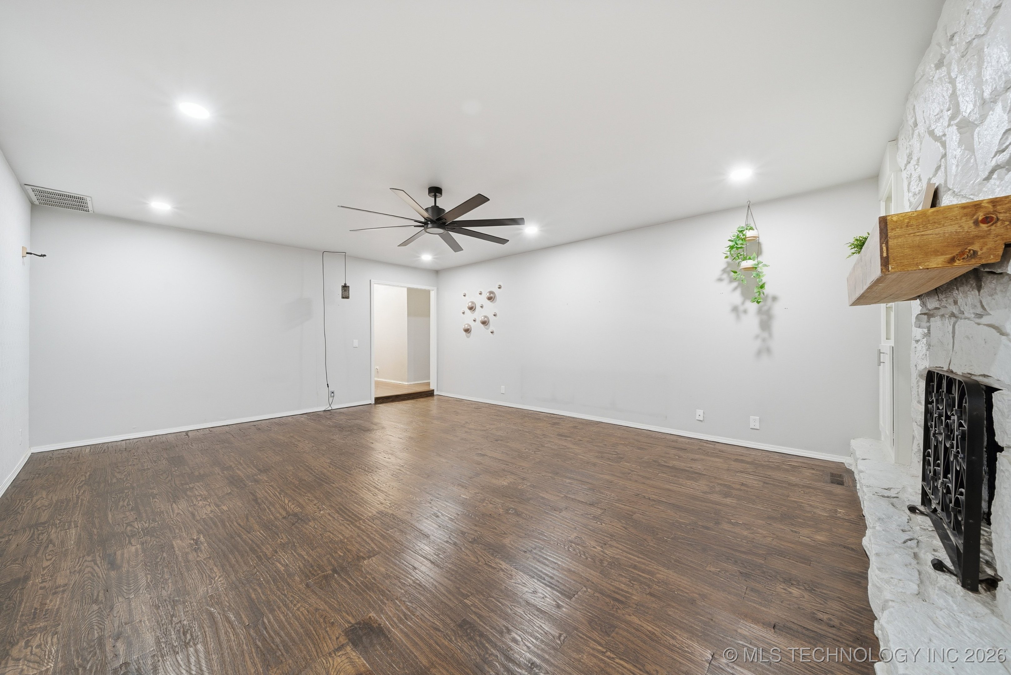 204 W Albuquerque Street Property Photo 11