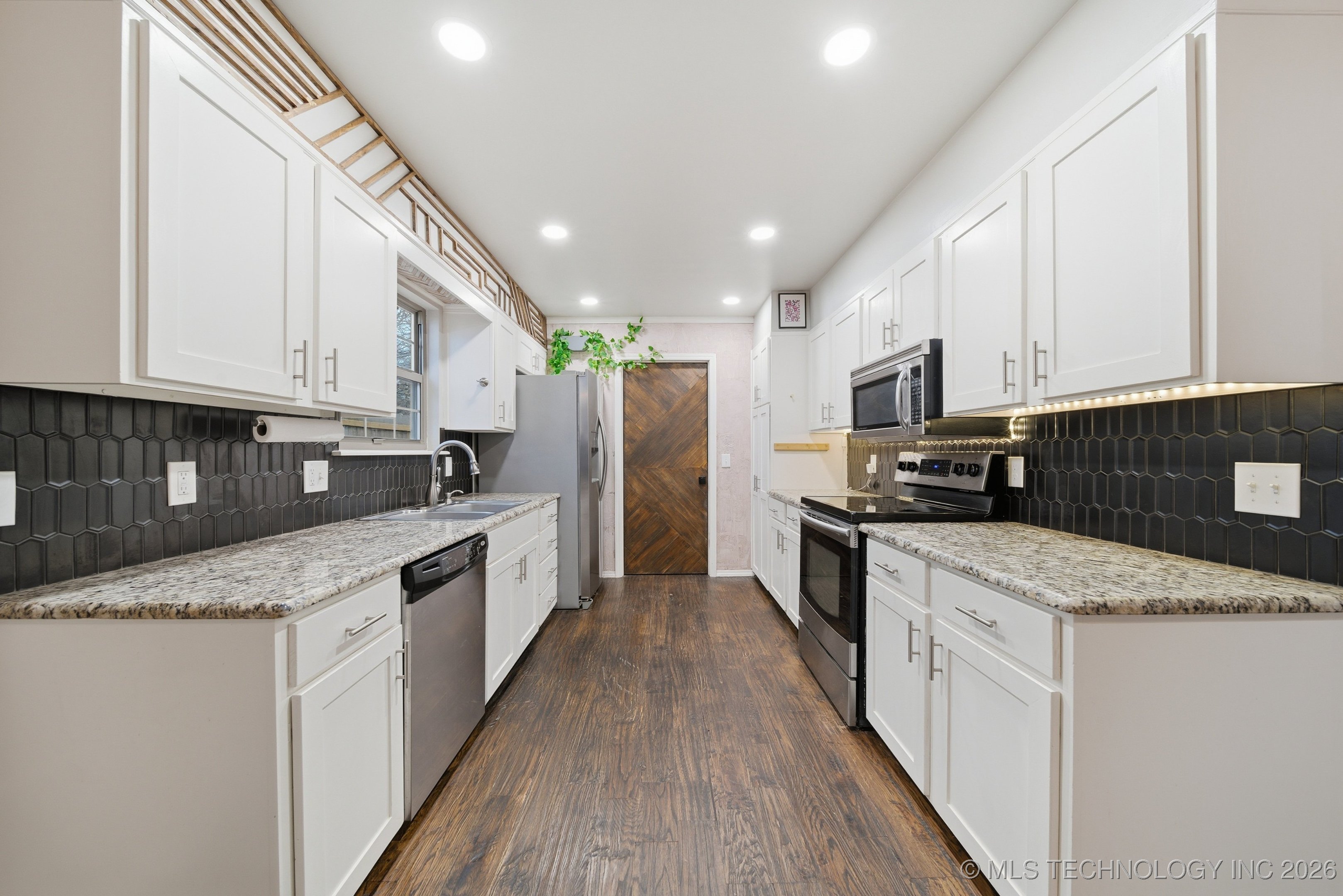 204 W Albuquerque Street Property Photo 14