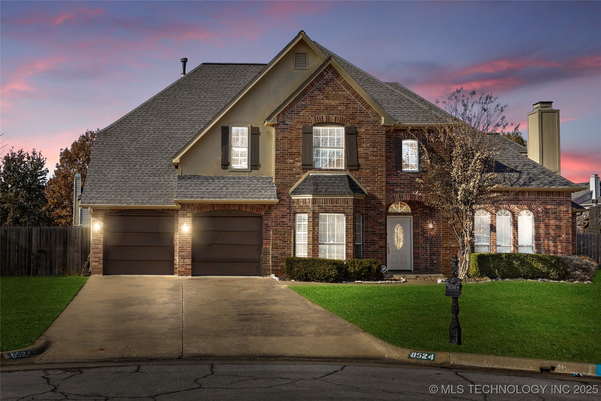 8524 S 99th East Avenue Property Photo 1