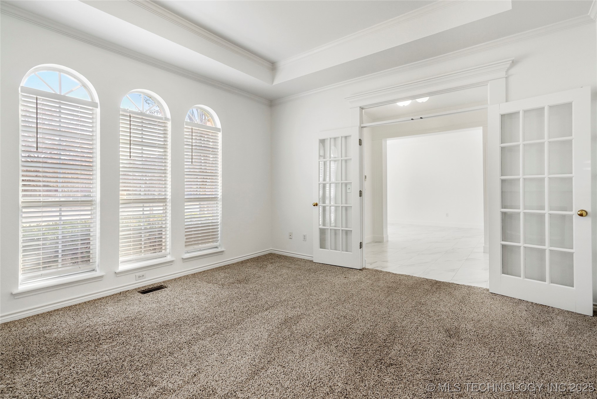 8524 S 99th East Avenue Property Photo 10