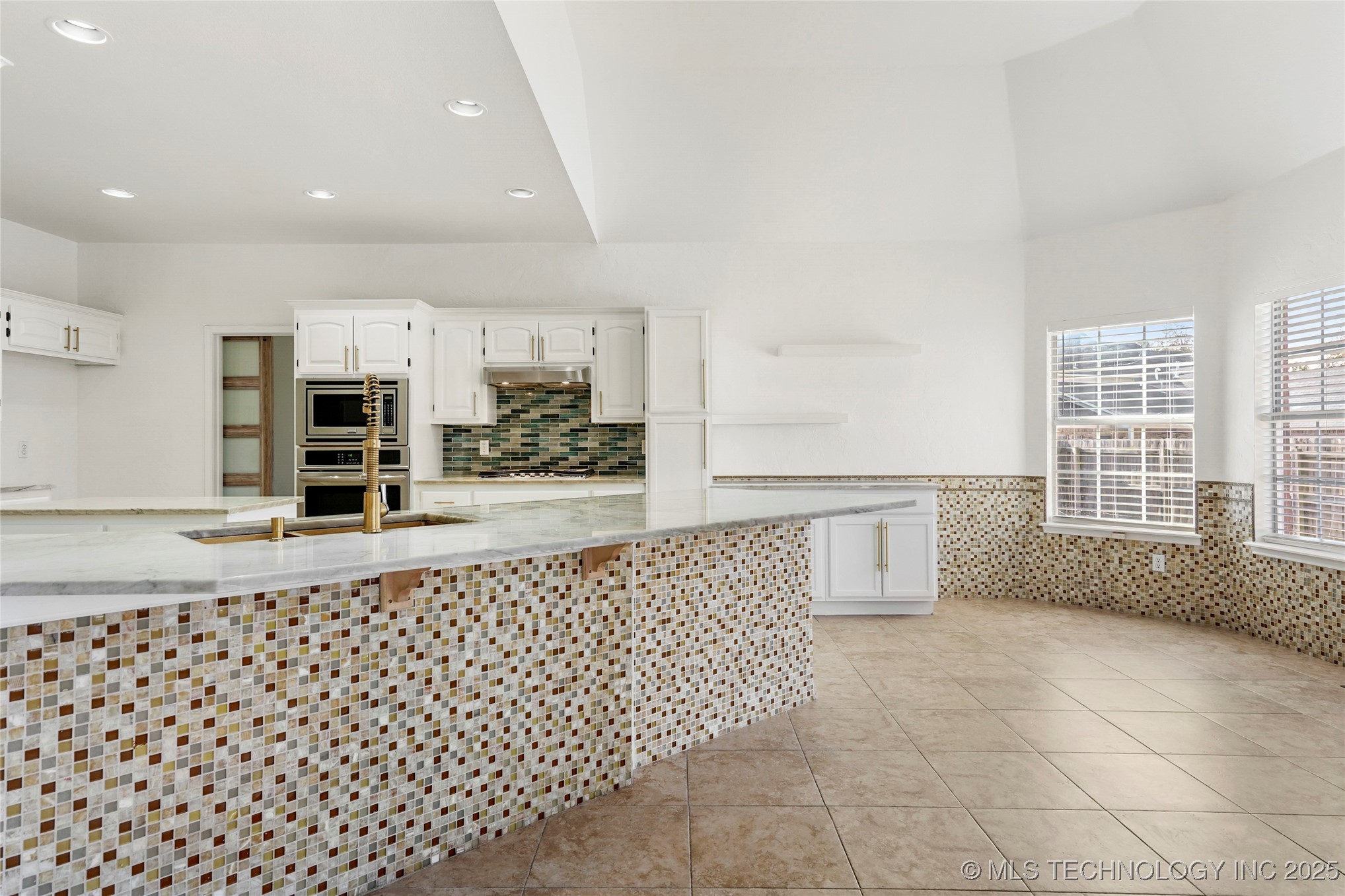 8524 S 99th East Avenue Property Photo 15