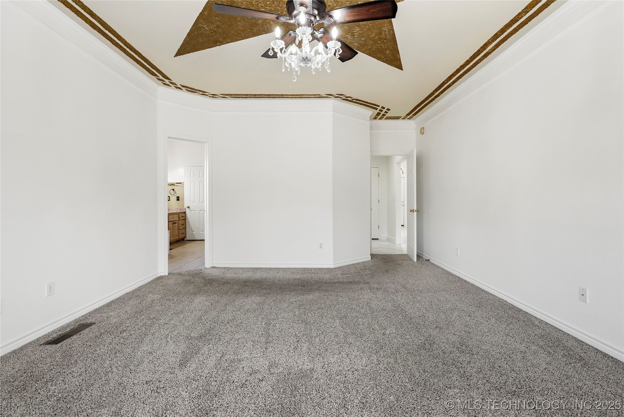 8524 S 99th East Avenue Property Photo 24