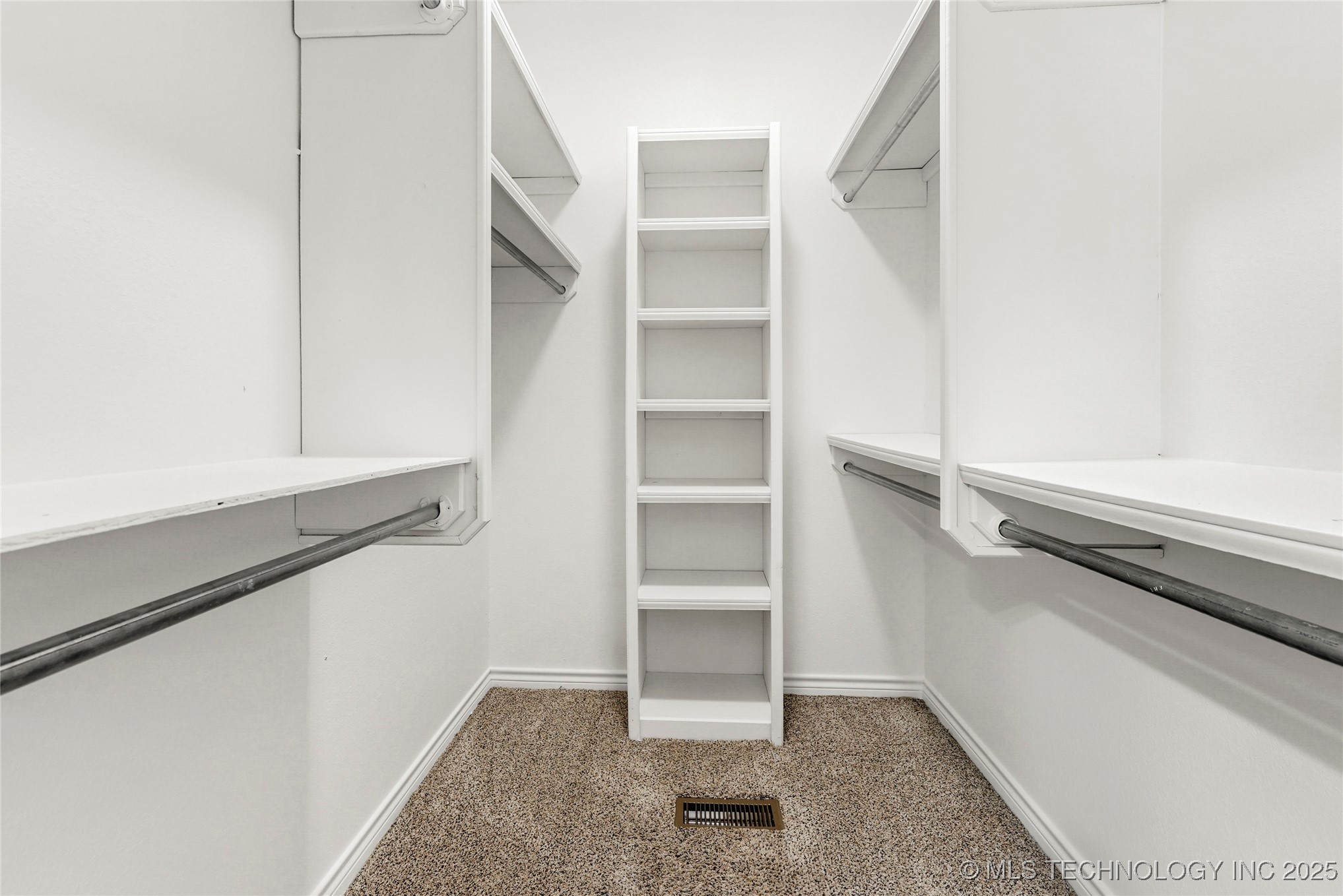 8524 S 99th East Avenue Property Photo 28