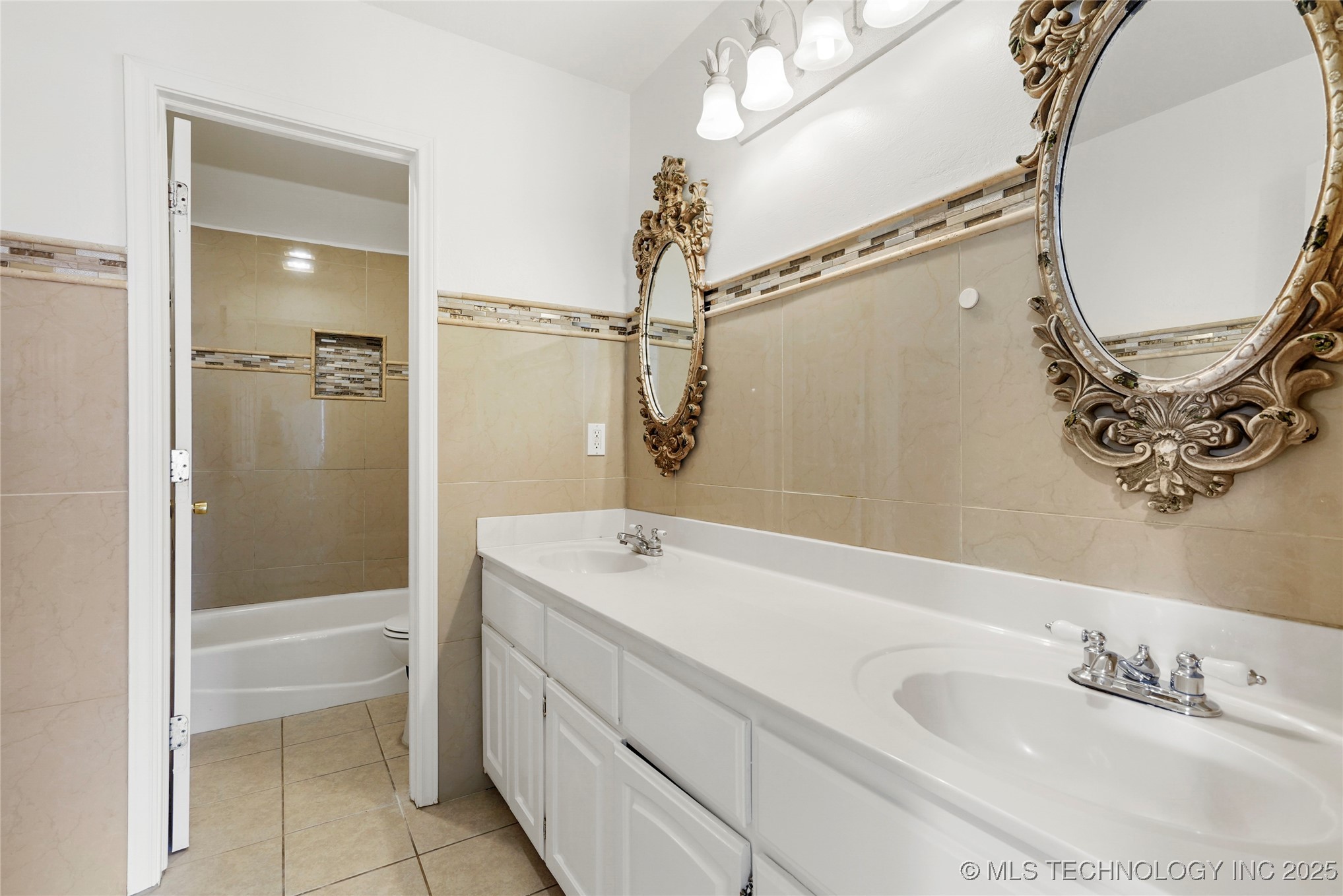 8524 S 99th East Avenue Property Photo 37