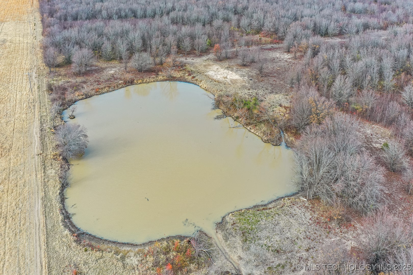 W 90th Street North Property Photo 21