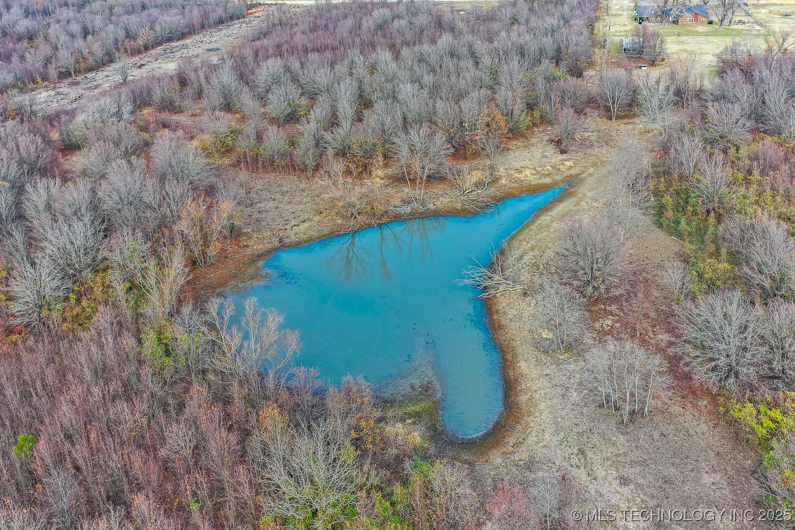 W 90th Street North Property Photo 22