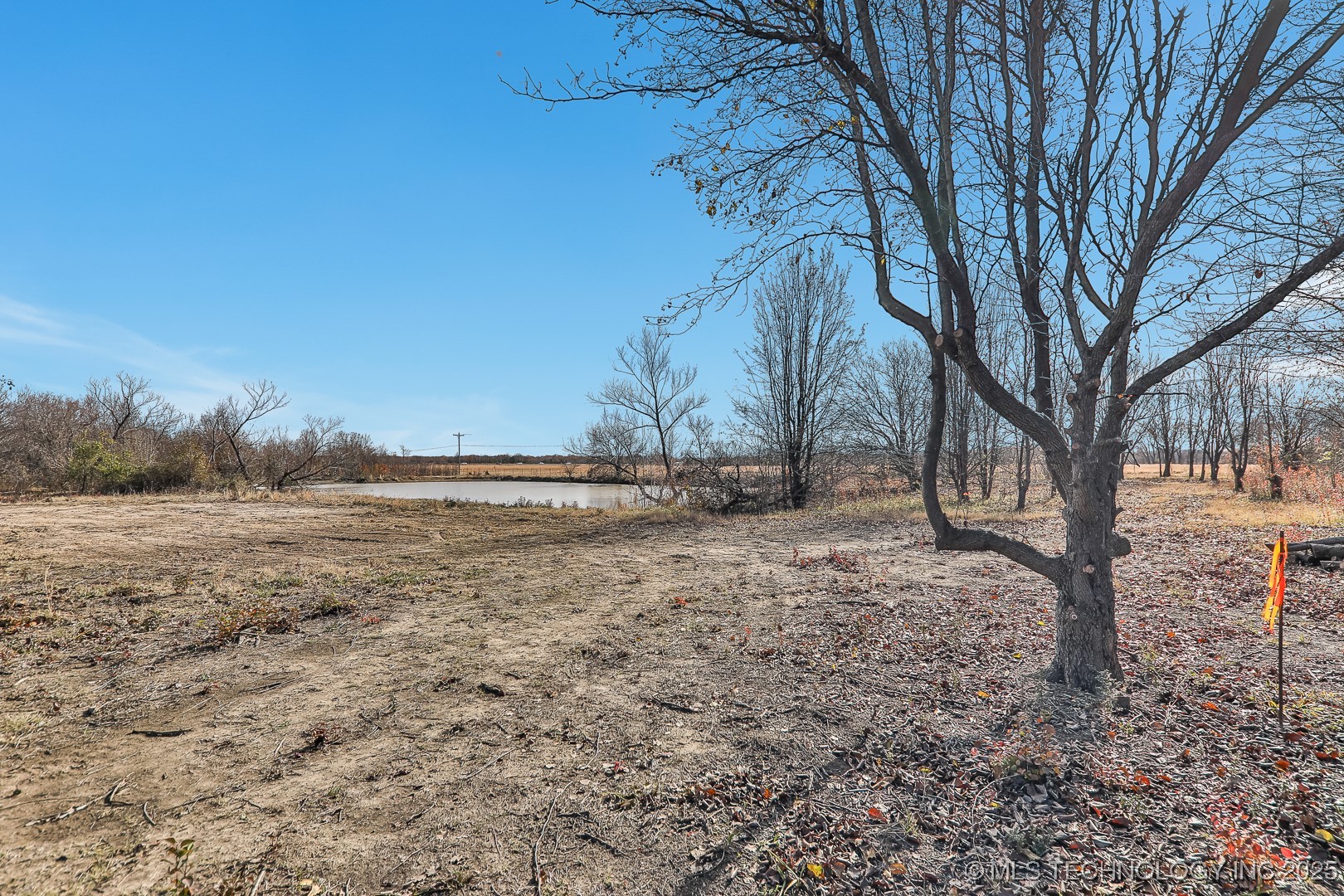 W 90th Street North Property Photo 25