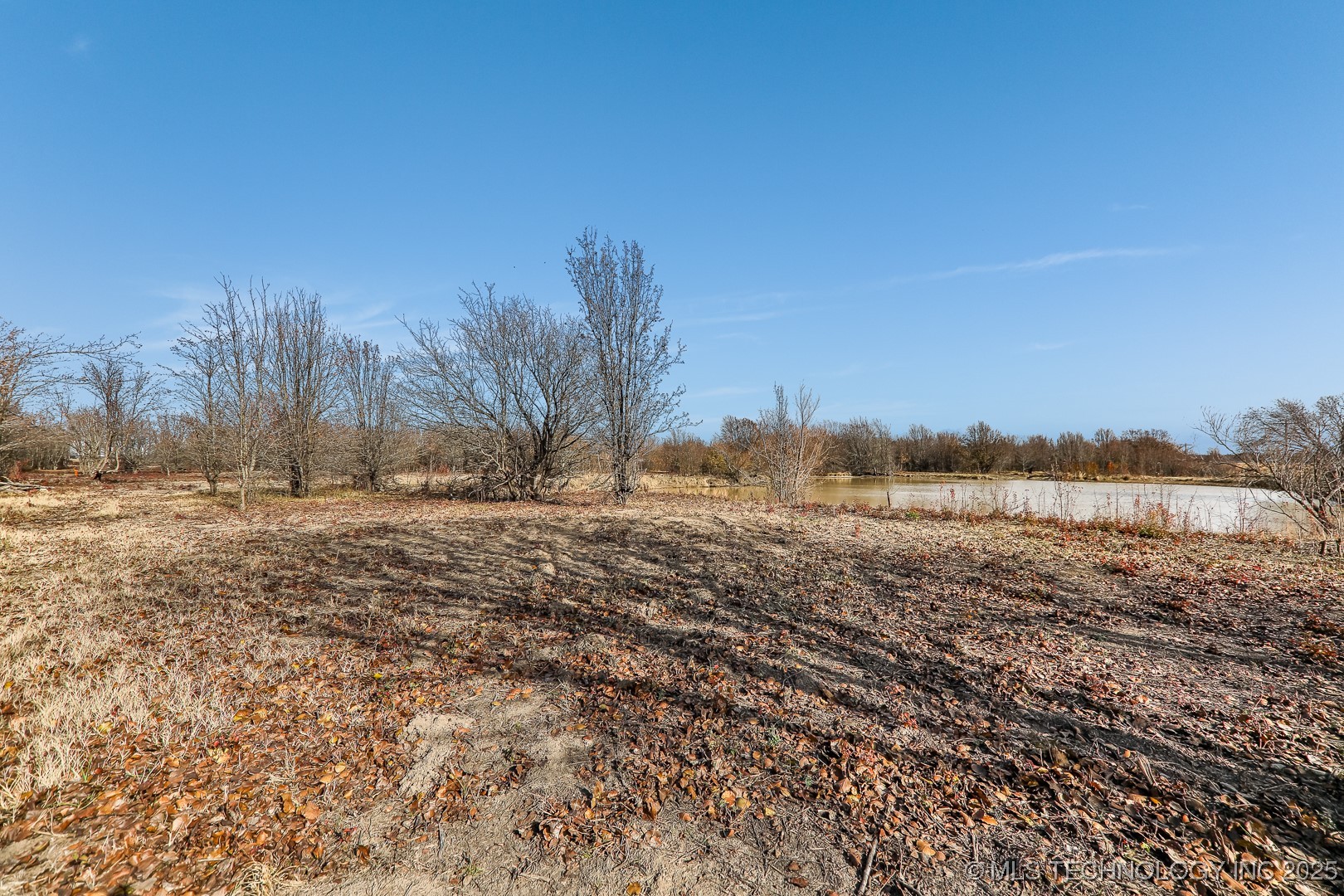 W 90th Street North Property Photo 26