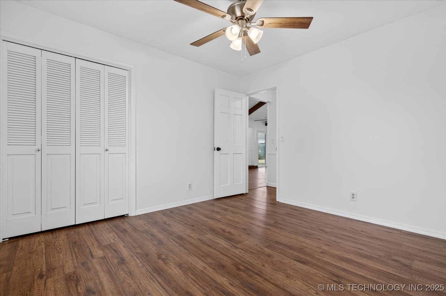 6736 Dorsett Drive Property Photo 25