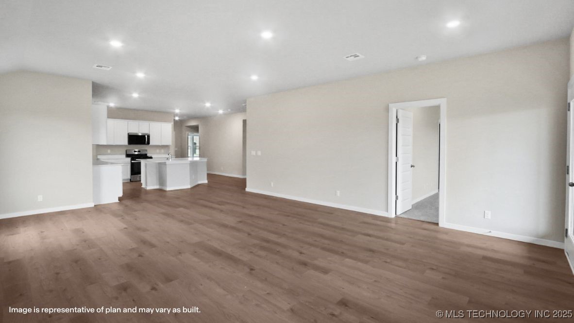 10116 E 131st Place S Property Photo 8