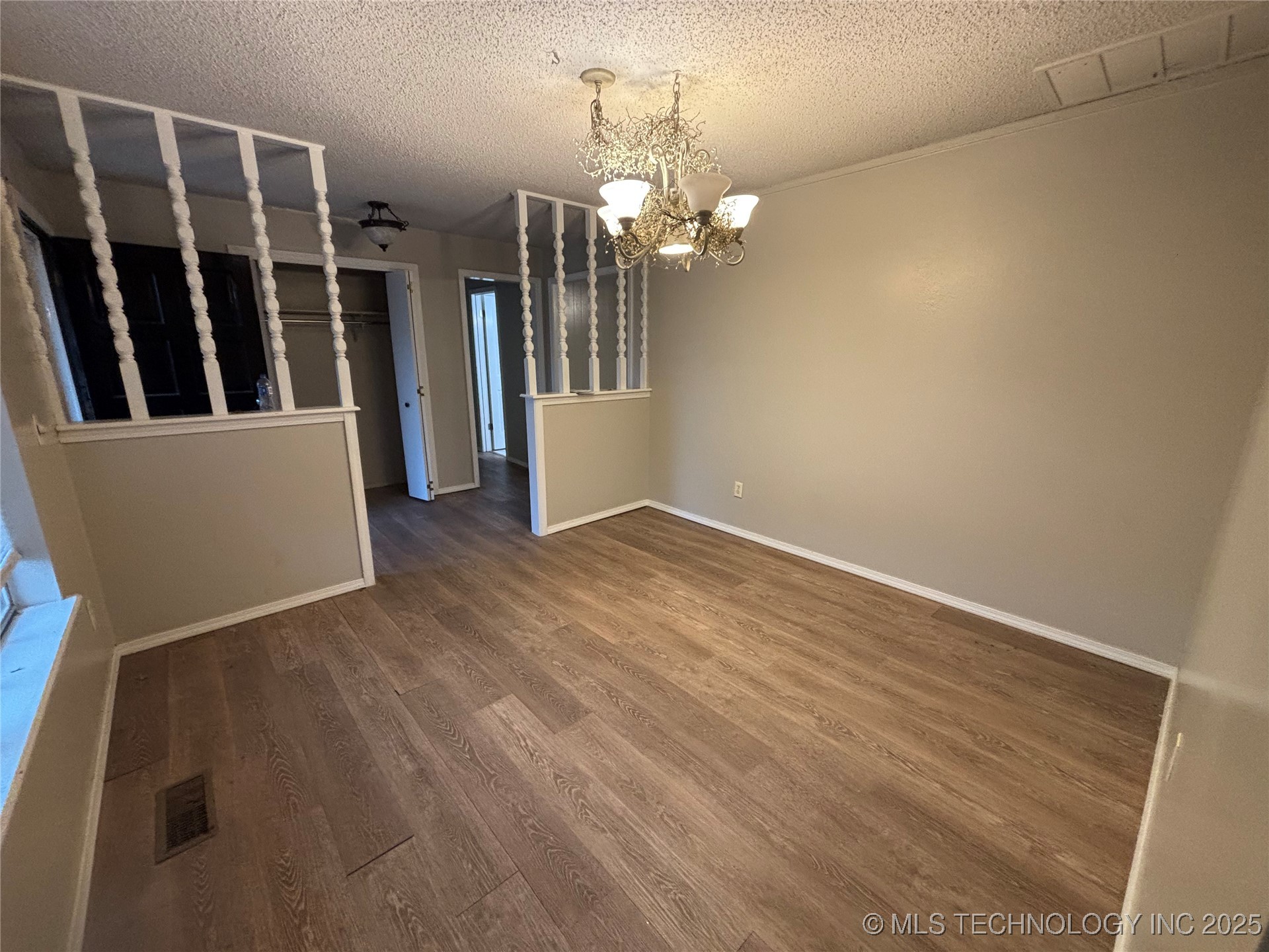 6140 E 164th Street Property Photo 2