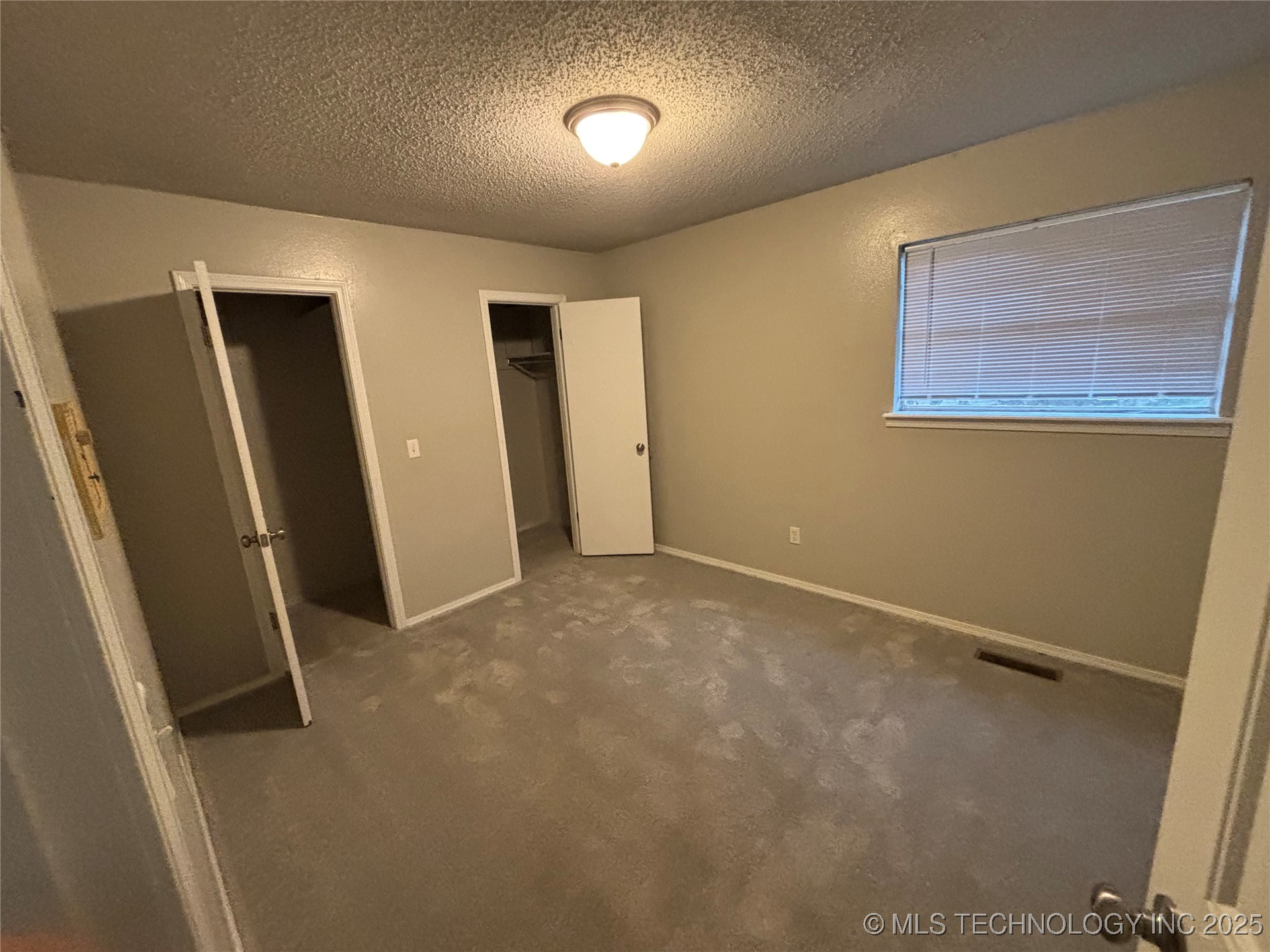 6140 E 164th Street Property Photo 13