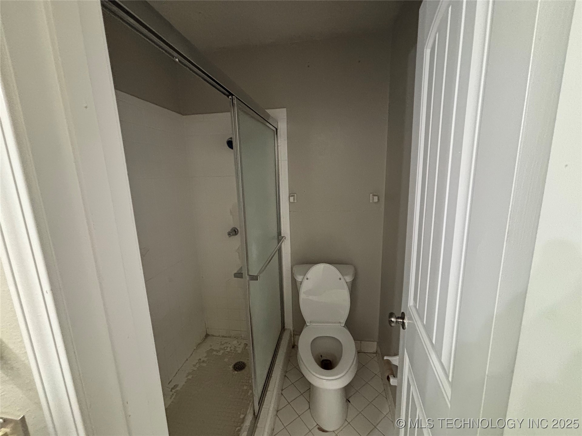 6140 E 164th Street Property Photo 18