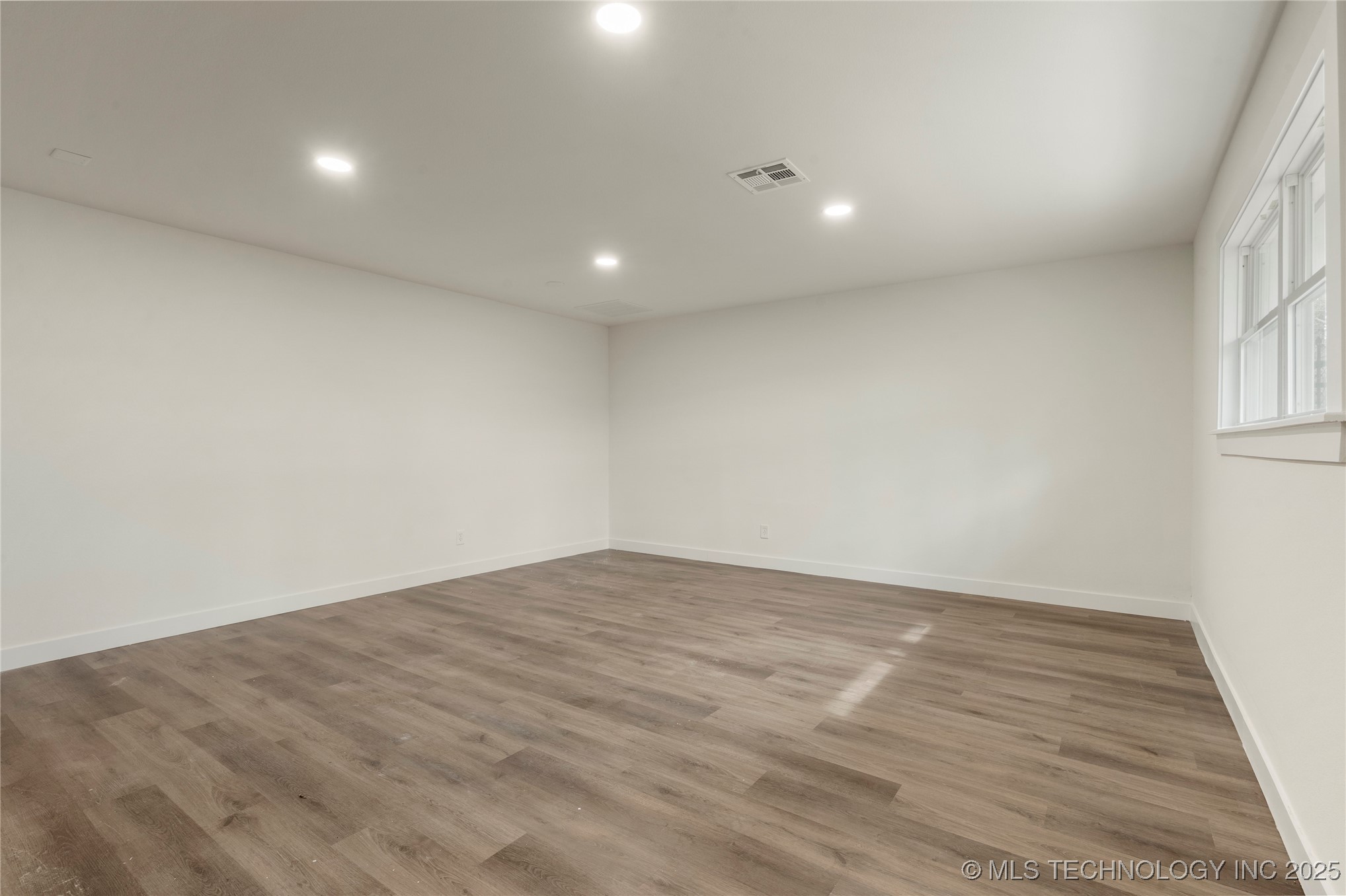 1011 S Rockford Avenue Property Photo 17