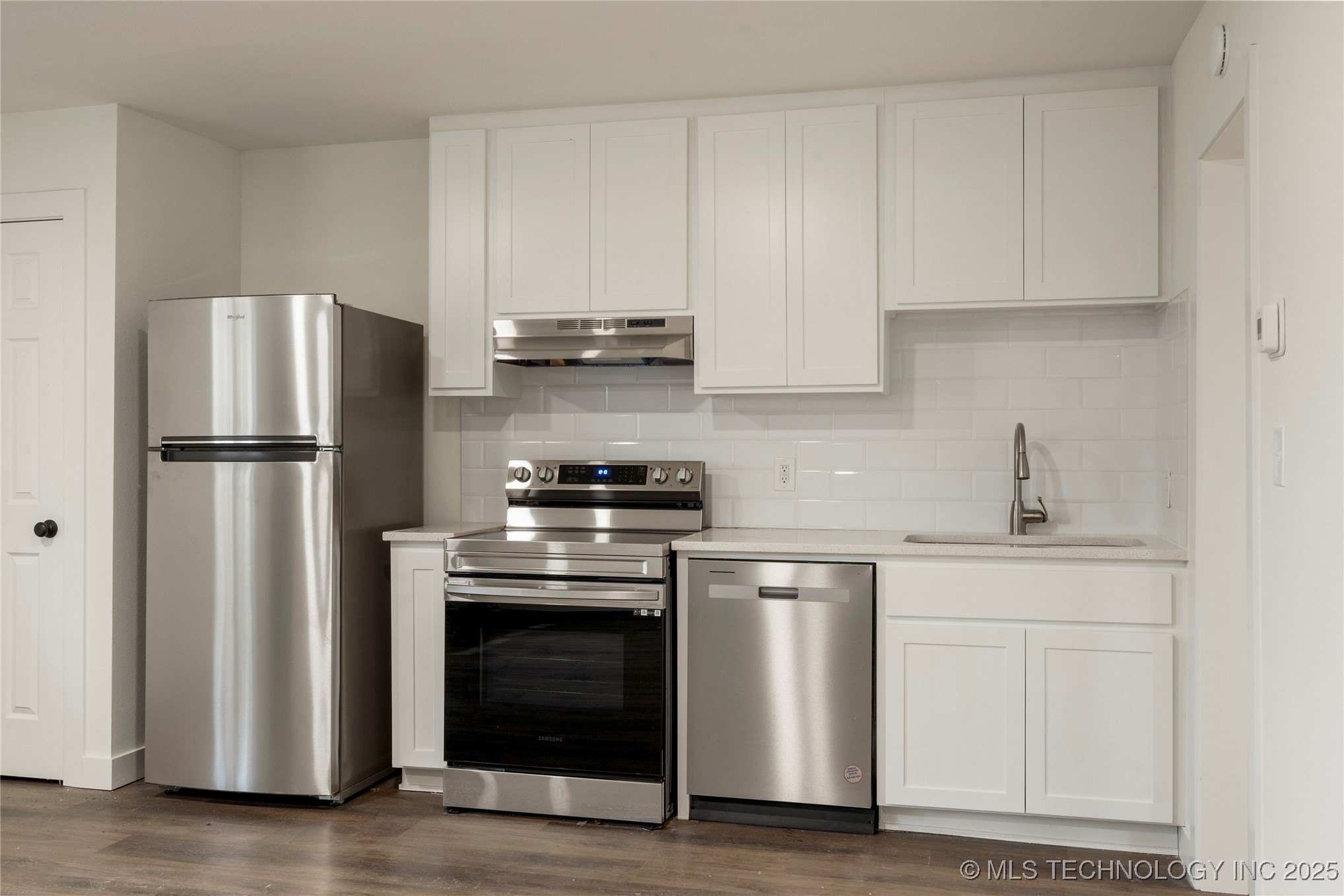 1011 S Rockford Avenue Property Photo 20